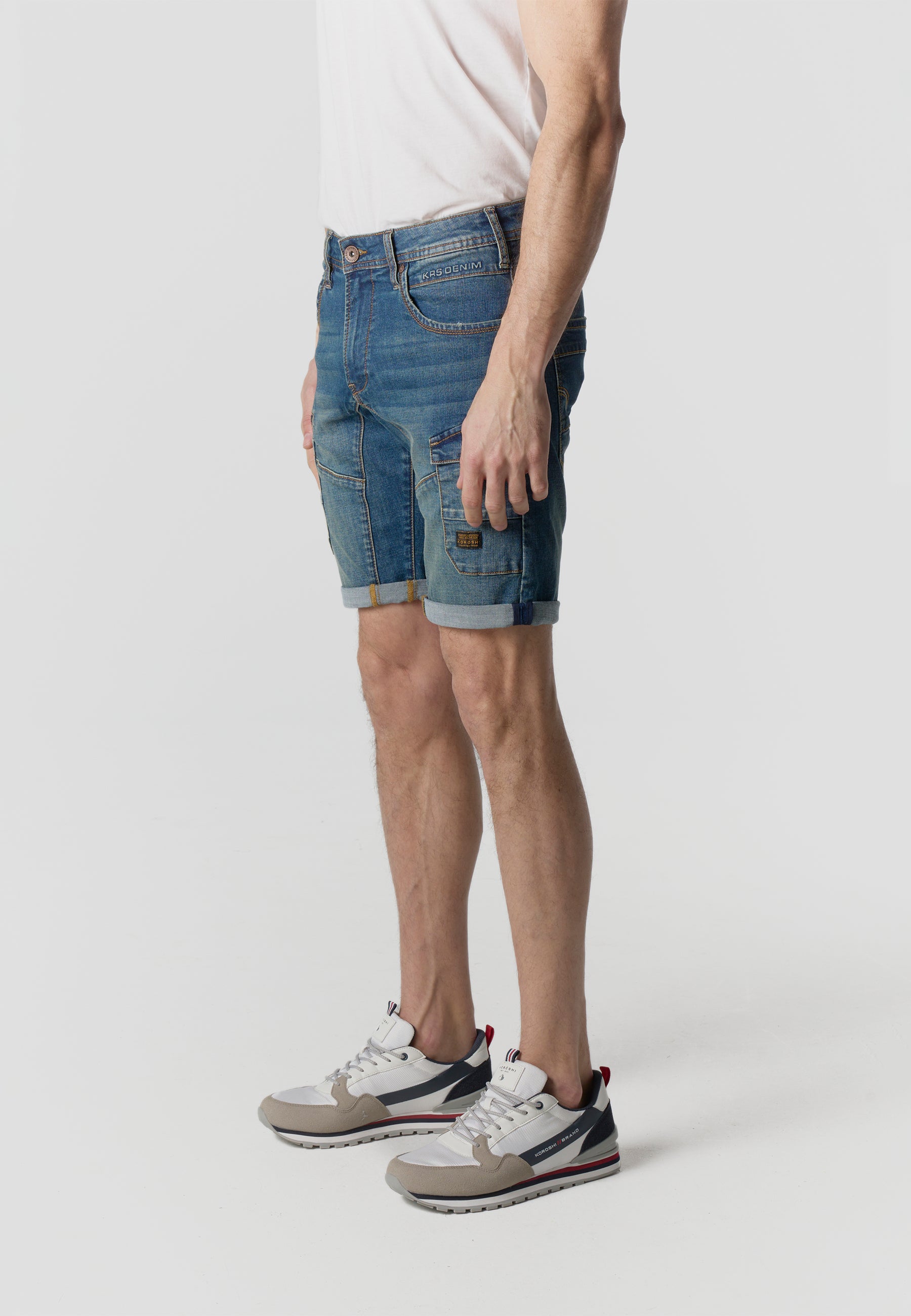 Men's regular denim jeans