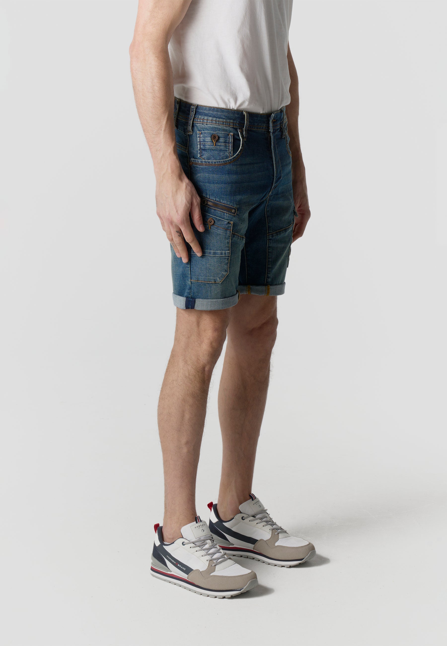 Men's regular denim jeans