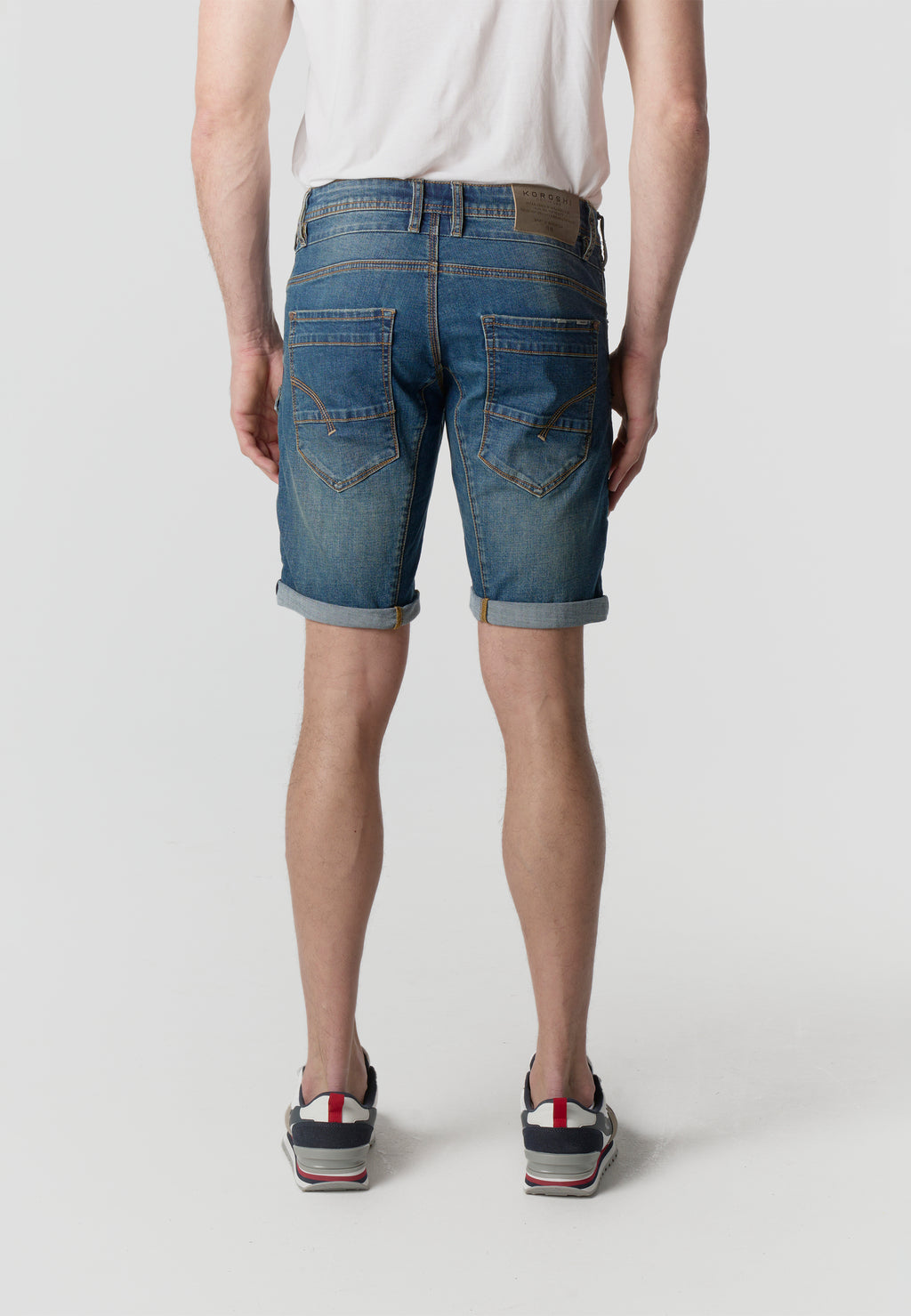 Men's regular denim jeans