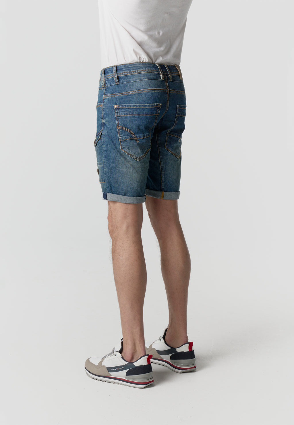Men's regular denim jeans