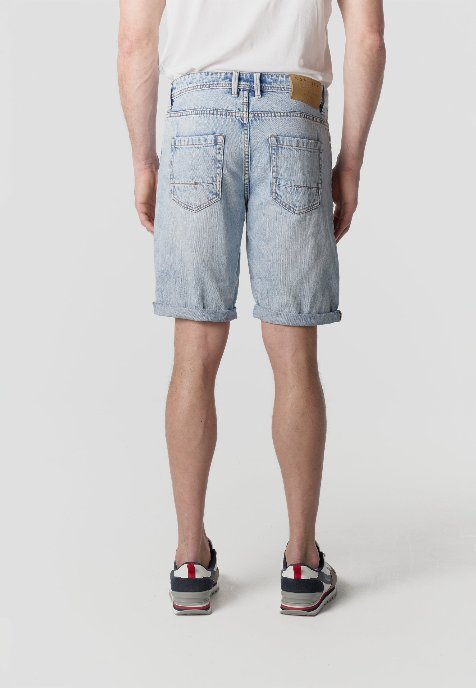 Men's relaxed denim jeans