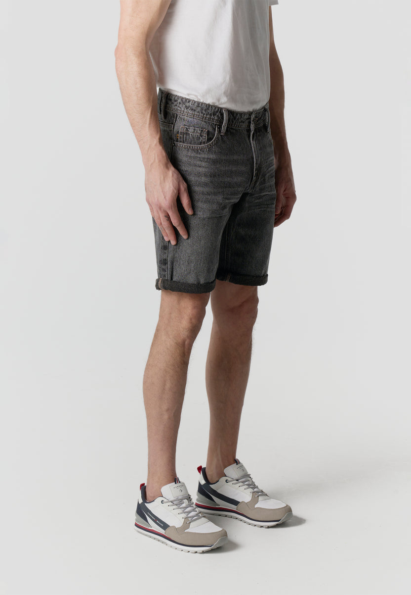 Men's relaxed denim jeans