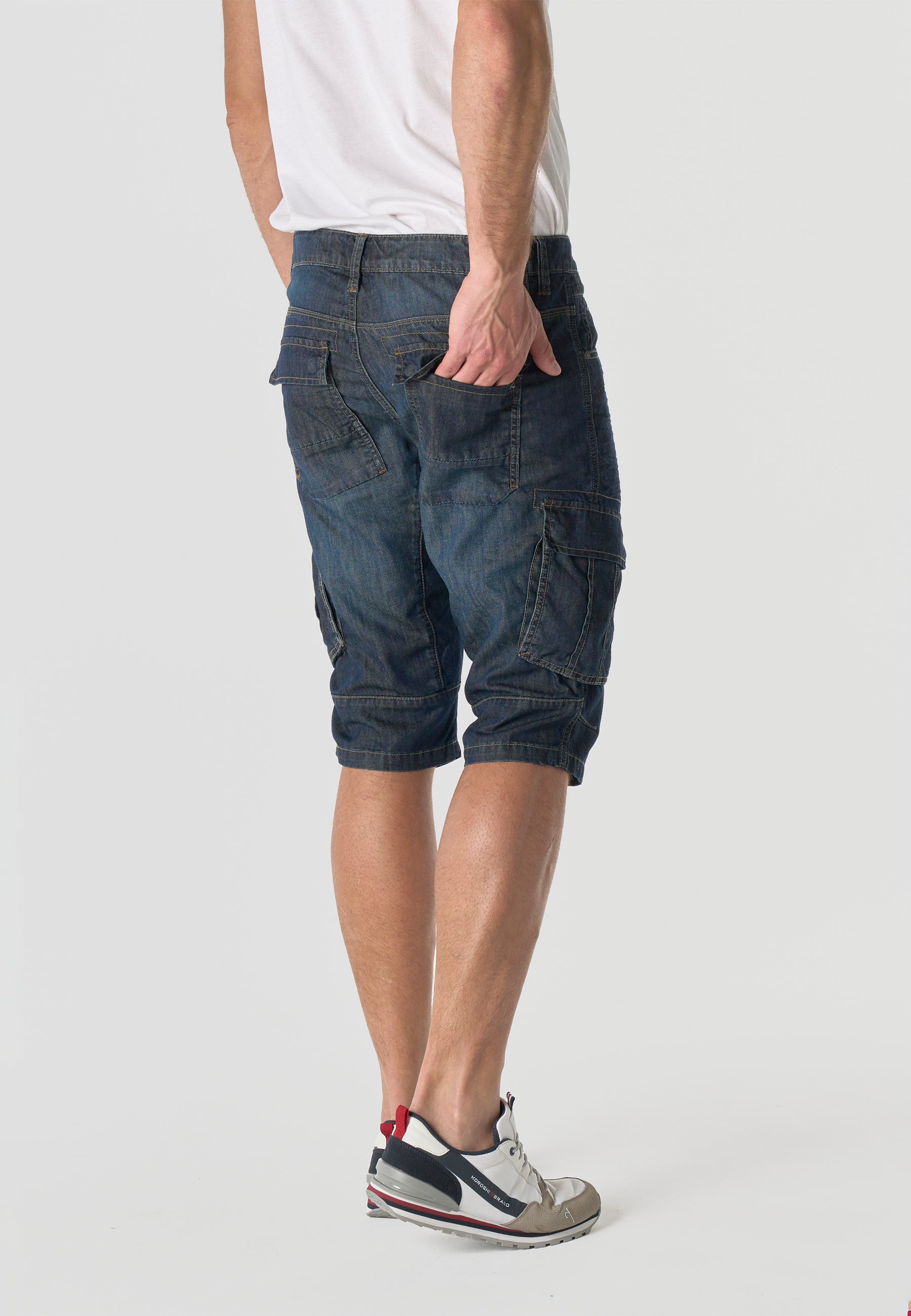 Pirate denim cargo