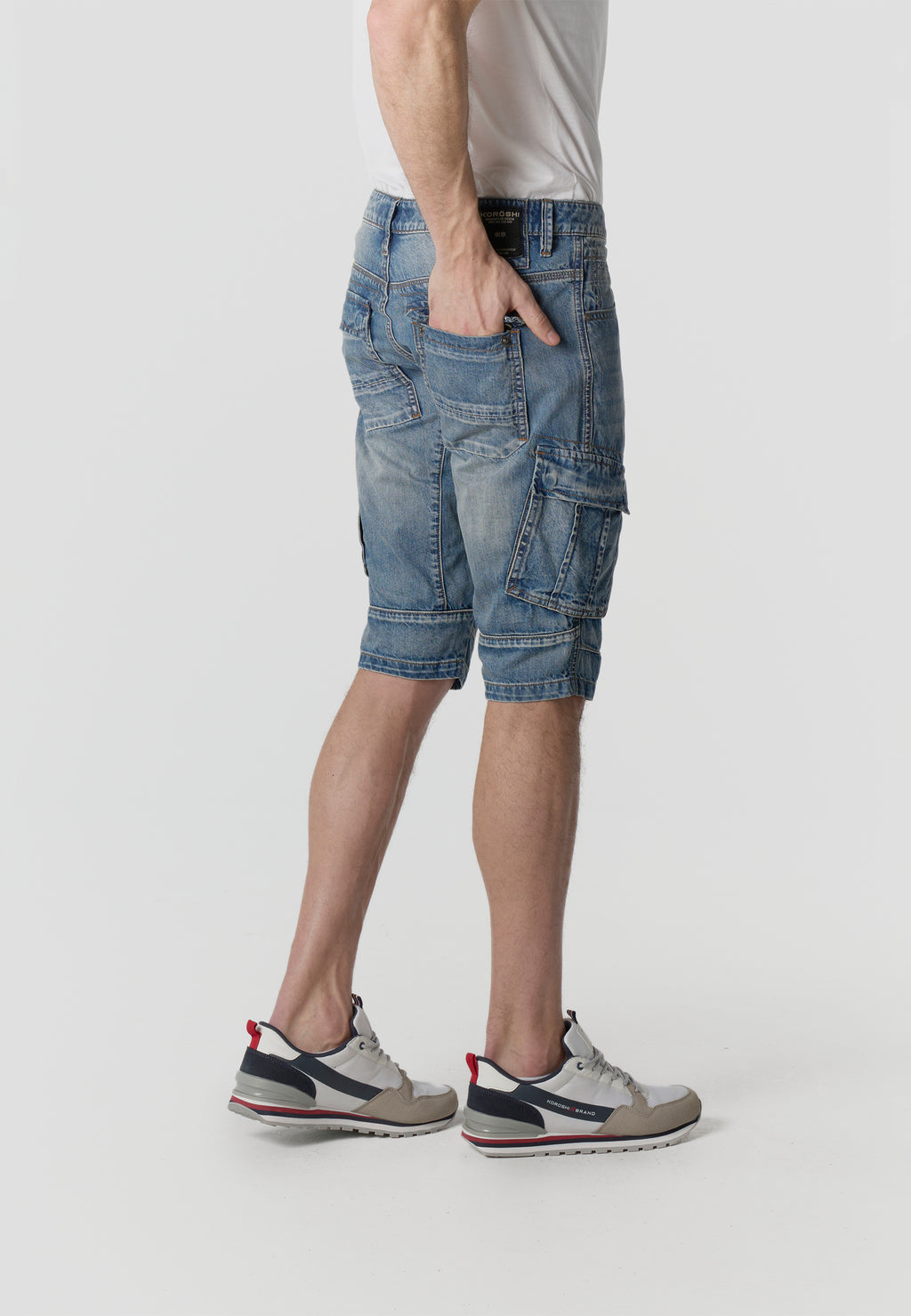 Men's relaxed cargo denim jeans