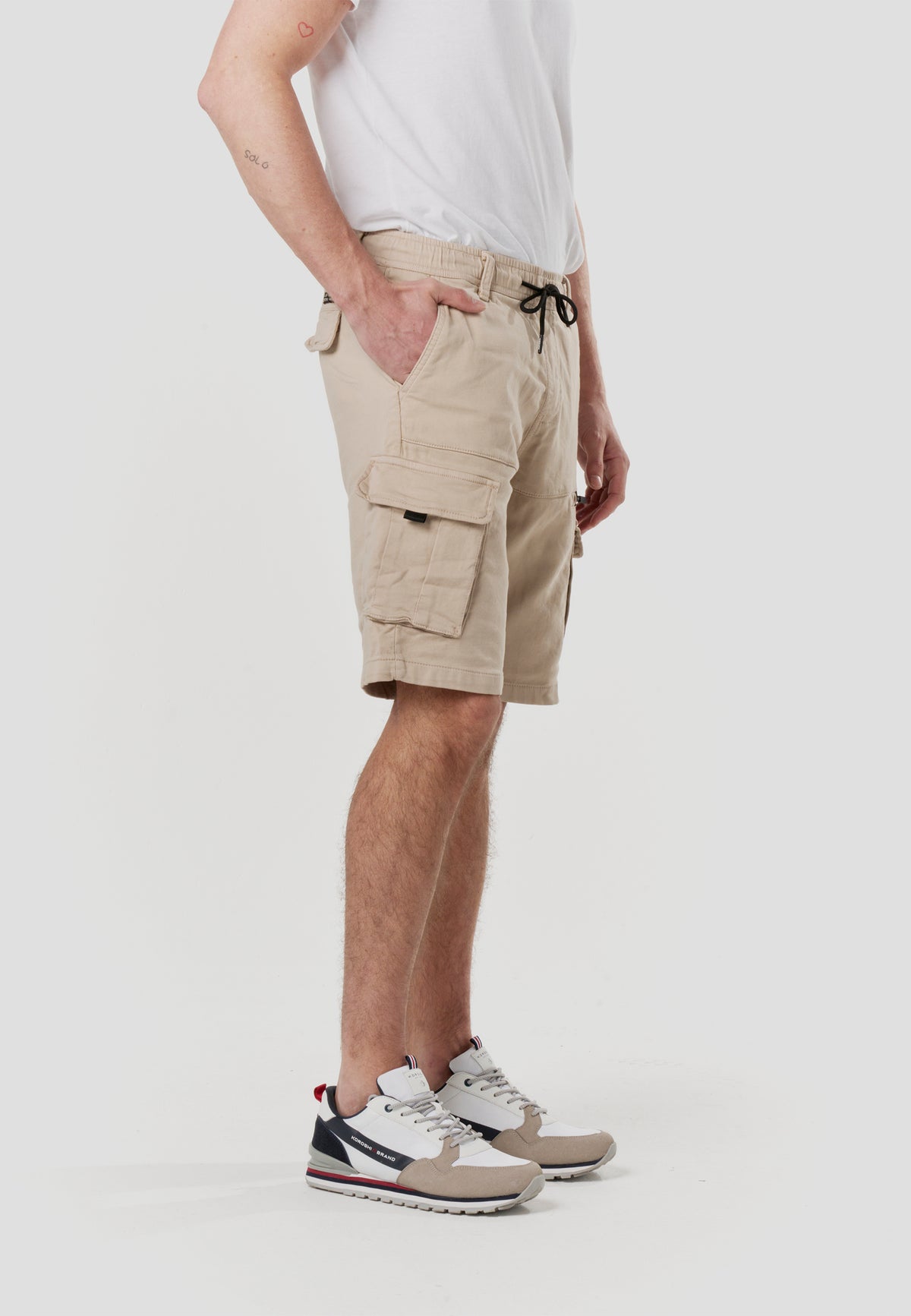 Stone men's relaxed sports cargo shorts - Koroshi 2611PS87