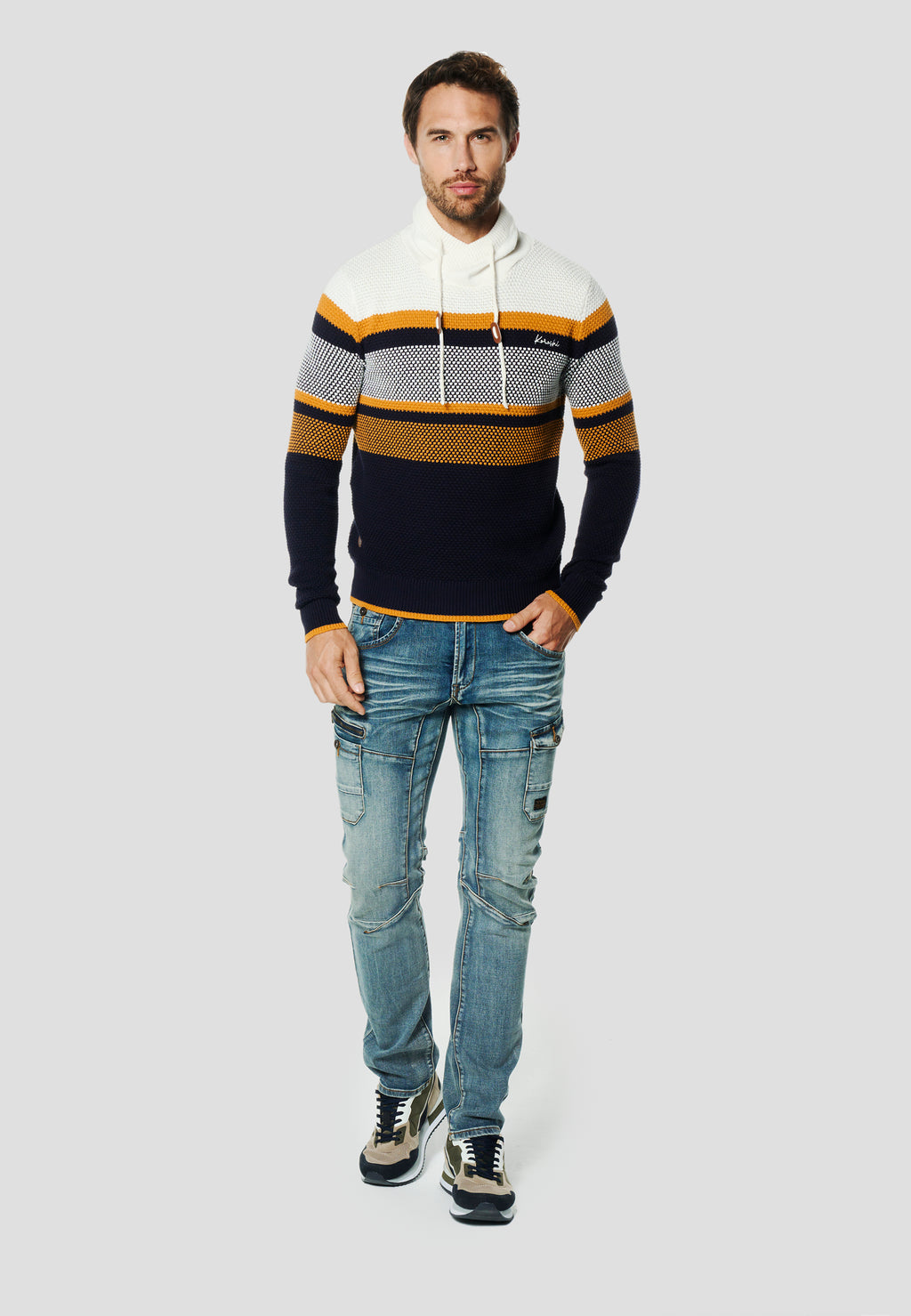 2611TR09-000030-2611TR09_000030_7