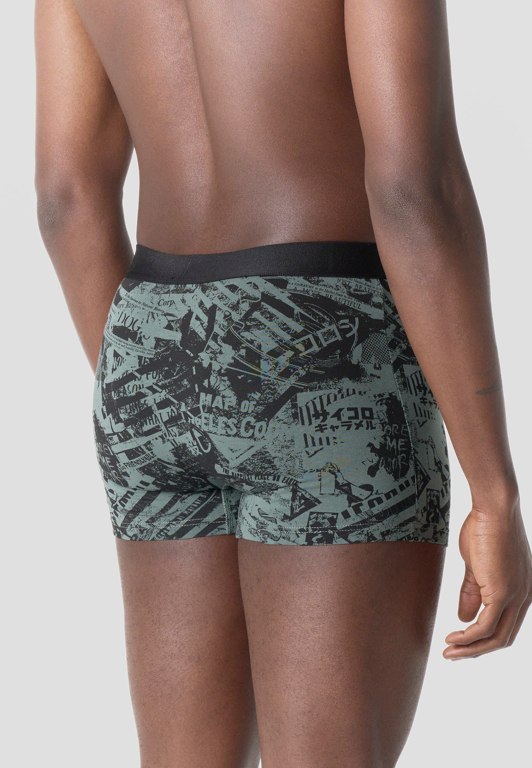 2611UN03-000323-2611UN03_000323_6