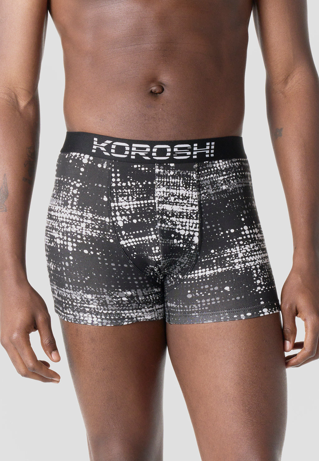 2611UN03-000323-2611UN03_000323_7