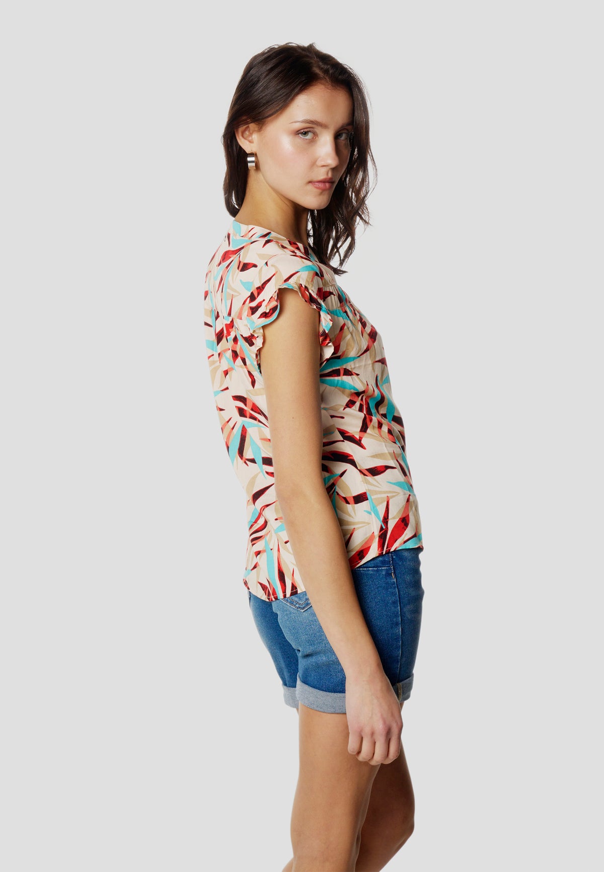 Blouse femme multicolore imprimé col V manches courtes à volants - Koroshi 2612BL35
