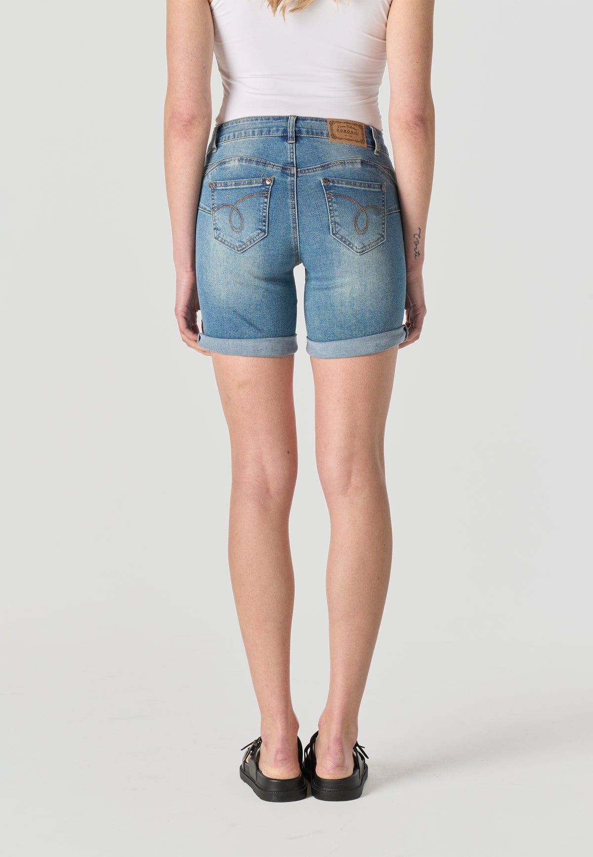 Shorts in denim push up da donna blu scuro - Koroshi 2612PS58
