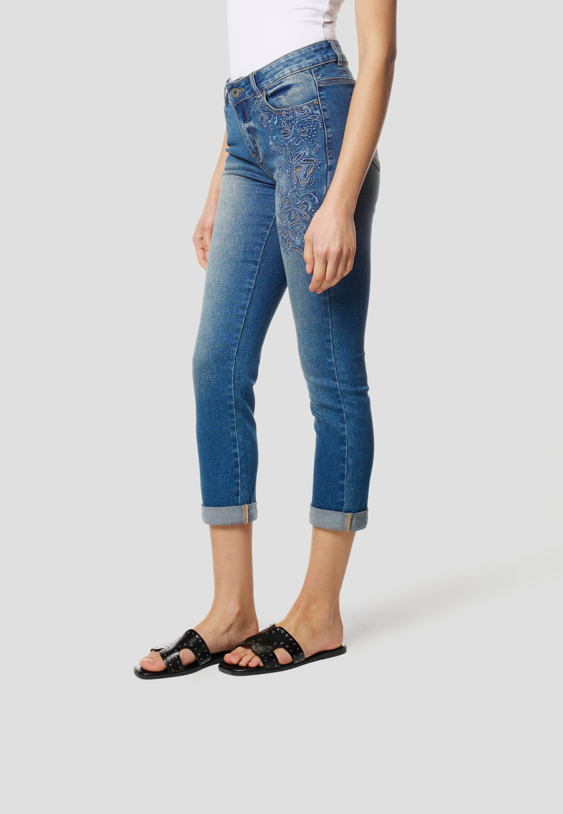 2612PT04-000301-2612PT04_000301_2