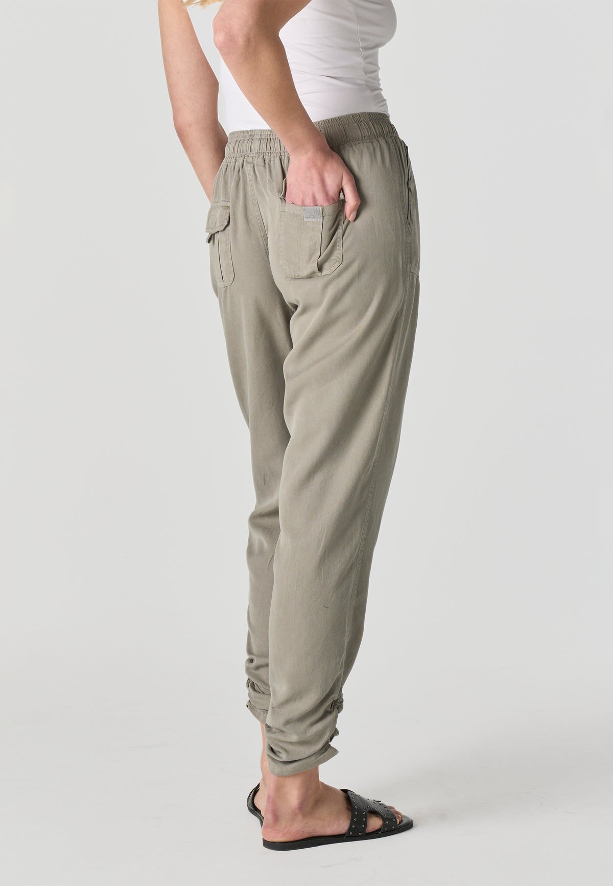 Pantalon jogger lyocell femme kaki - Koroshi 2612PT86