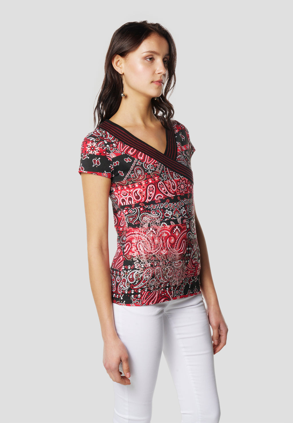 Top Mujer Manga Corta Rojo Estampado Cachemir Cuello Pico Cruzado Bordado Tachas – KOROSHI
