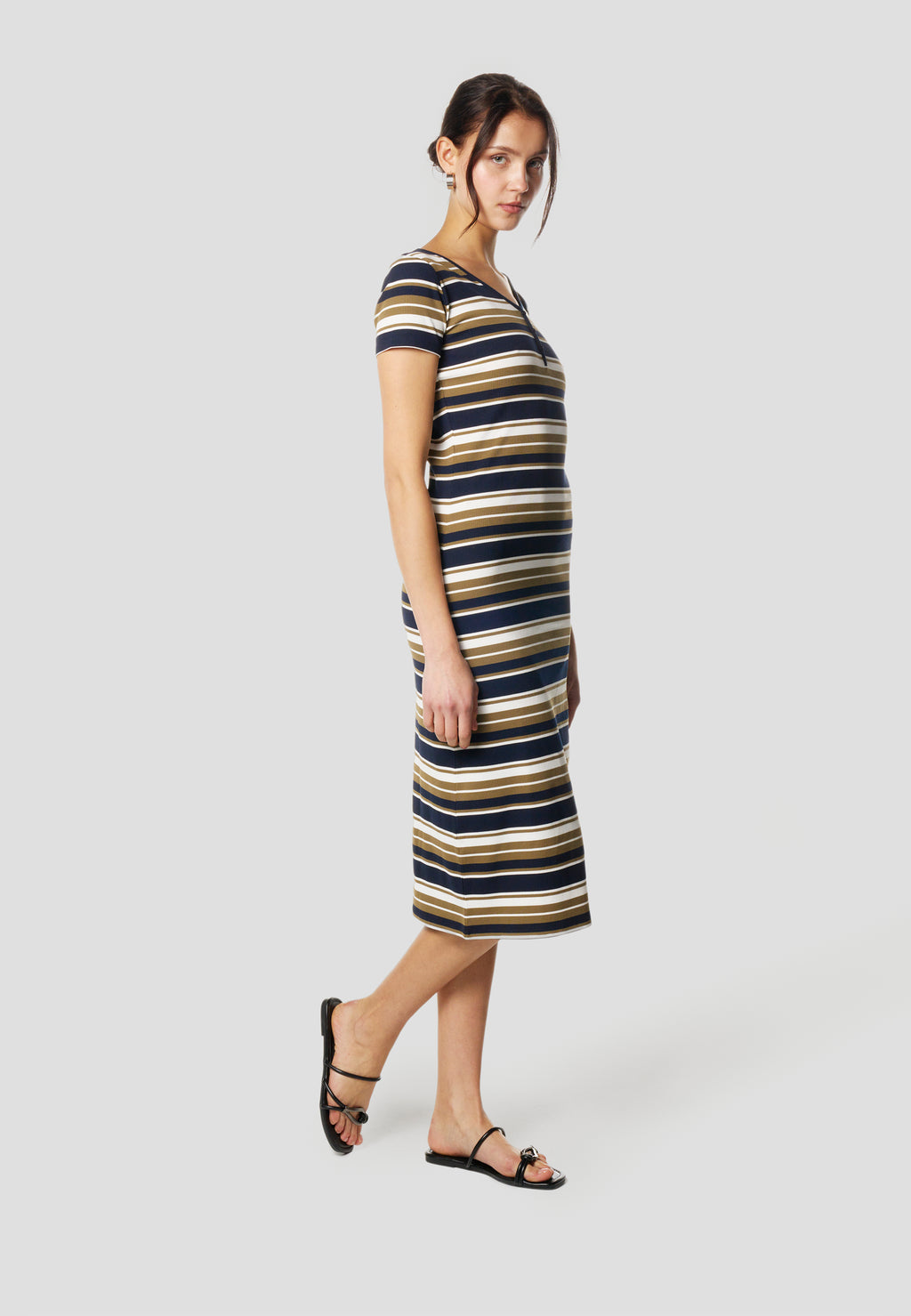 2612VS11-000323-2612VS11_000323_2