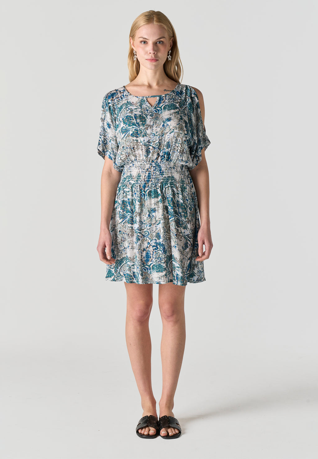 2612VS16-000323-2612VS16_000323_1