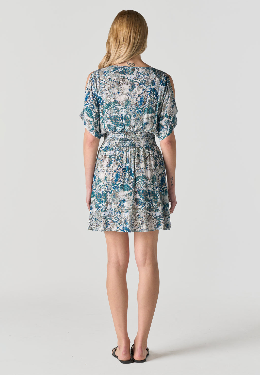 2612VS16-000323-2612VS16_000323_4