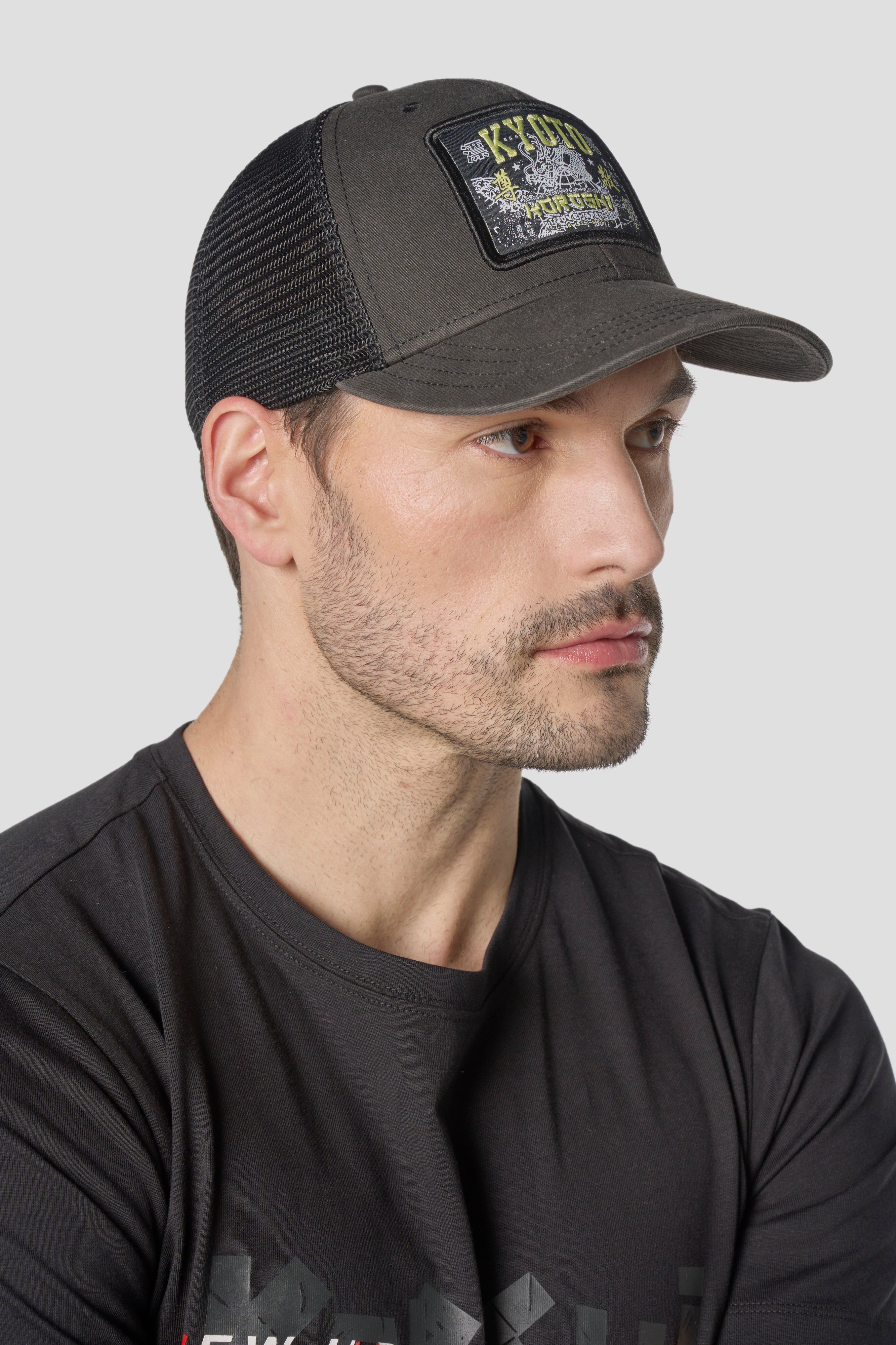 Black visor cap for men and women
