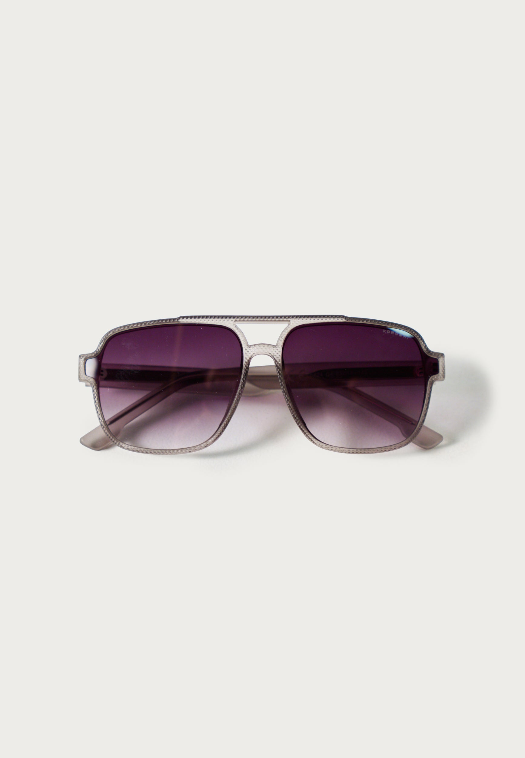 Gafas de Sol Hombre Rectangulares Gris Montura Transparente Lentes Degradadas Efecto Smoke Prot. UV – KOROSHI