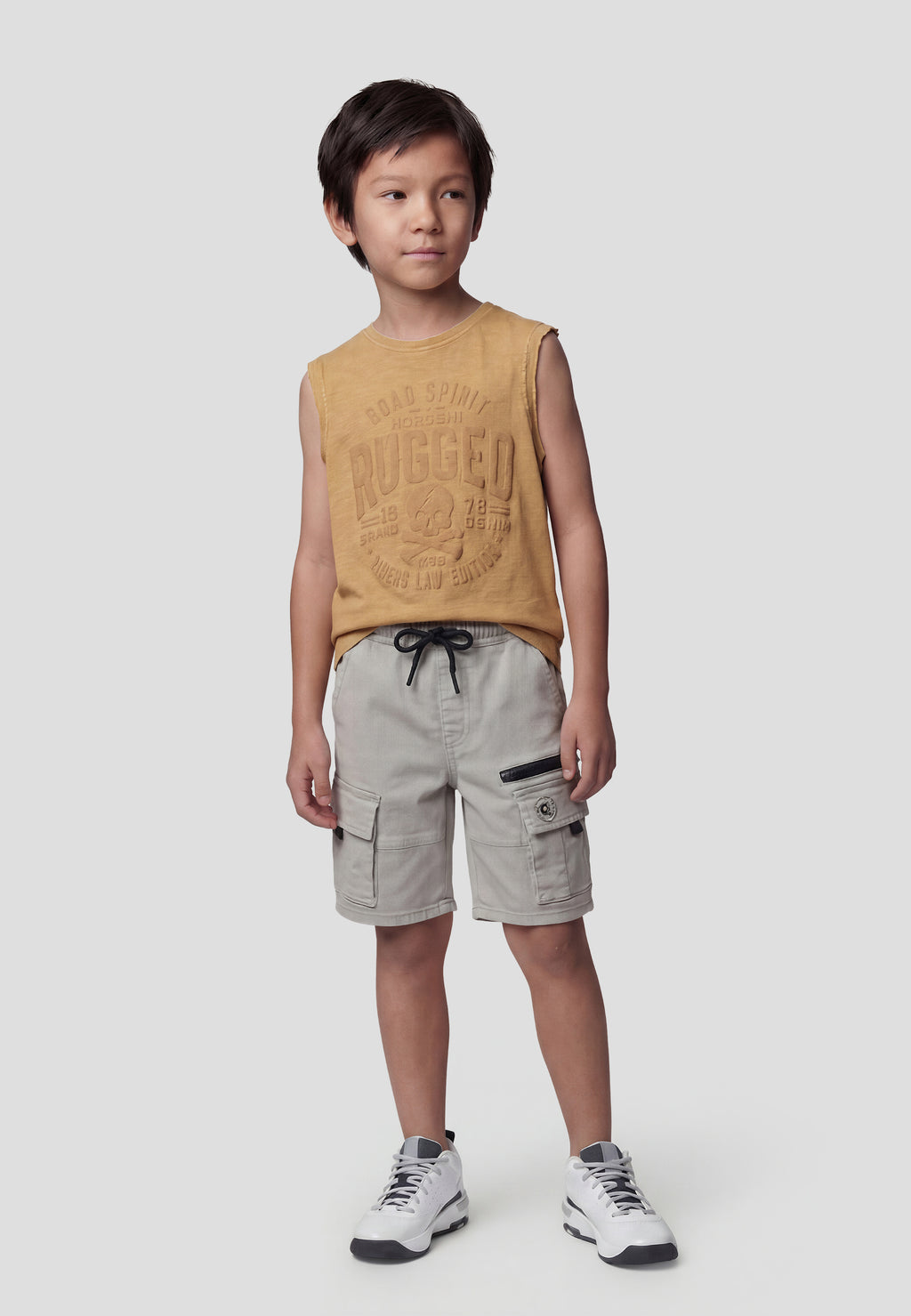 Khakifarbene Taschenshorts für Jungen – Bermudas