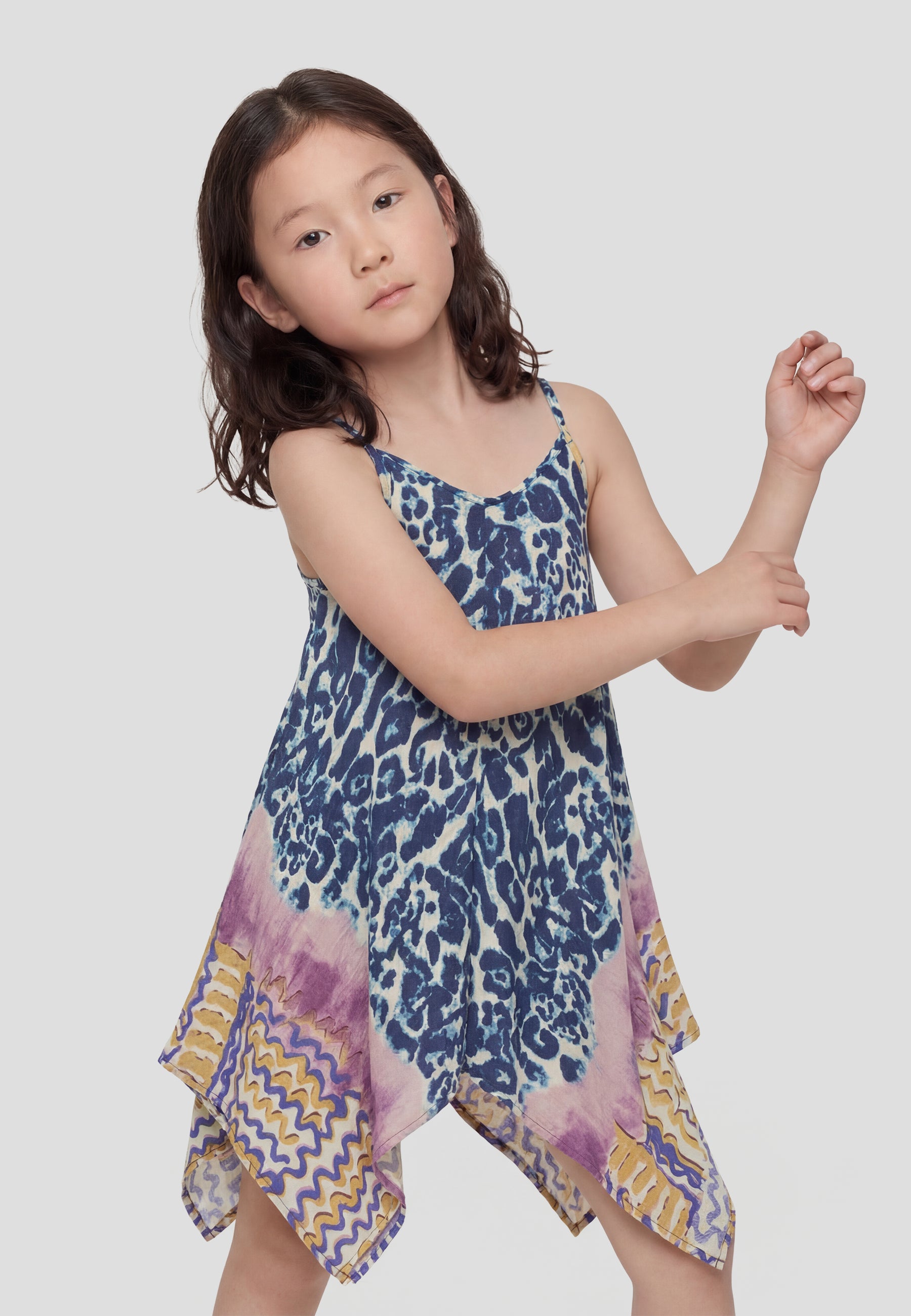 Abito da bambina con spalline blu con stampa animalier