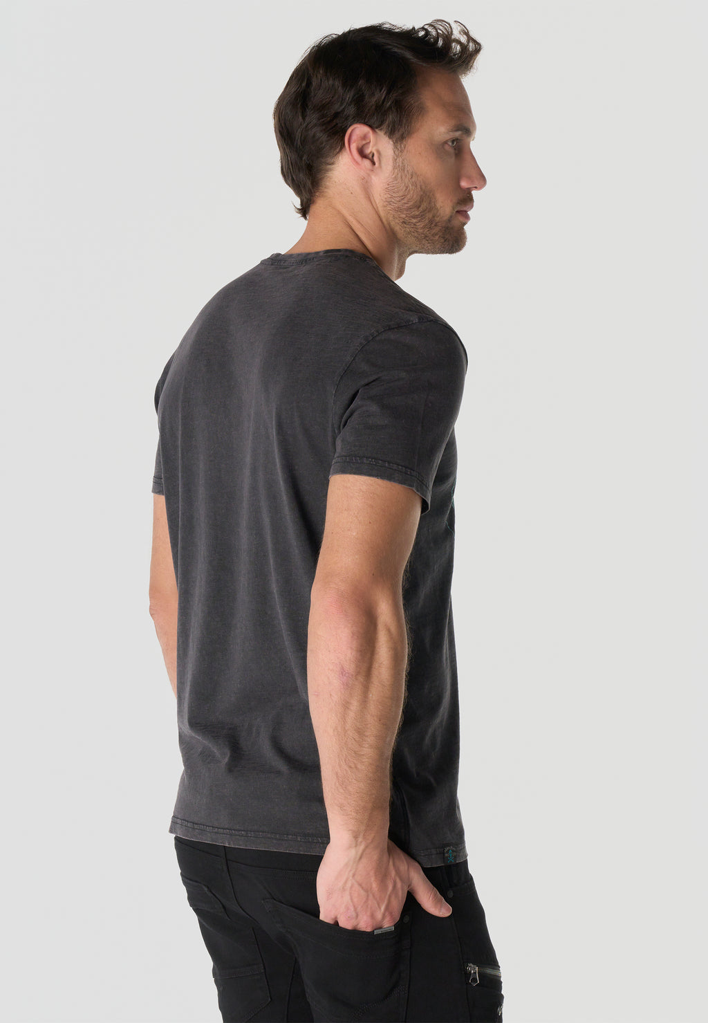 Herren T-Shirt Kurzarm Schwarz Front-Print Used-Optik Rundhals - Koroshi