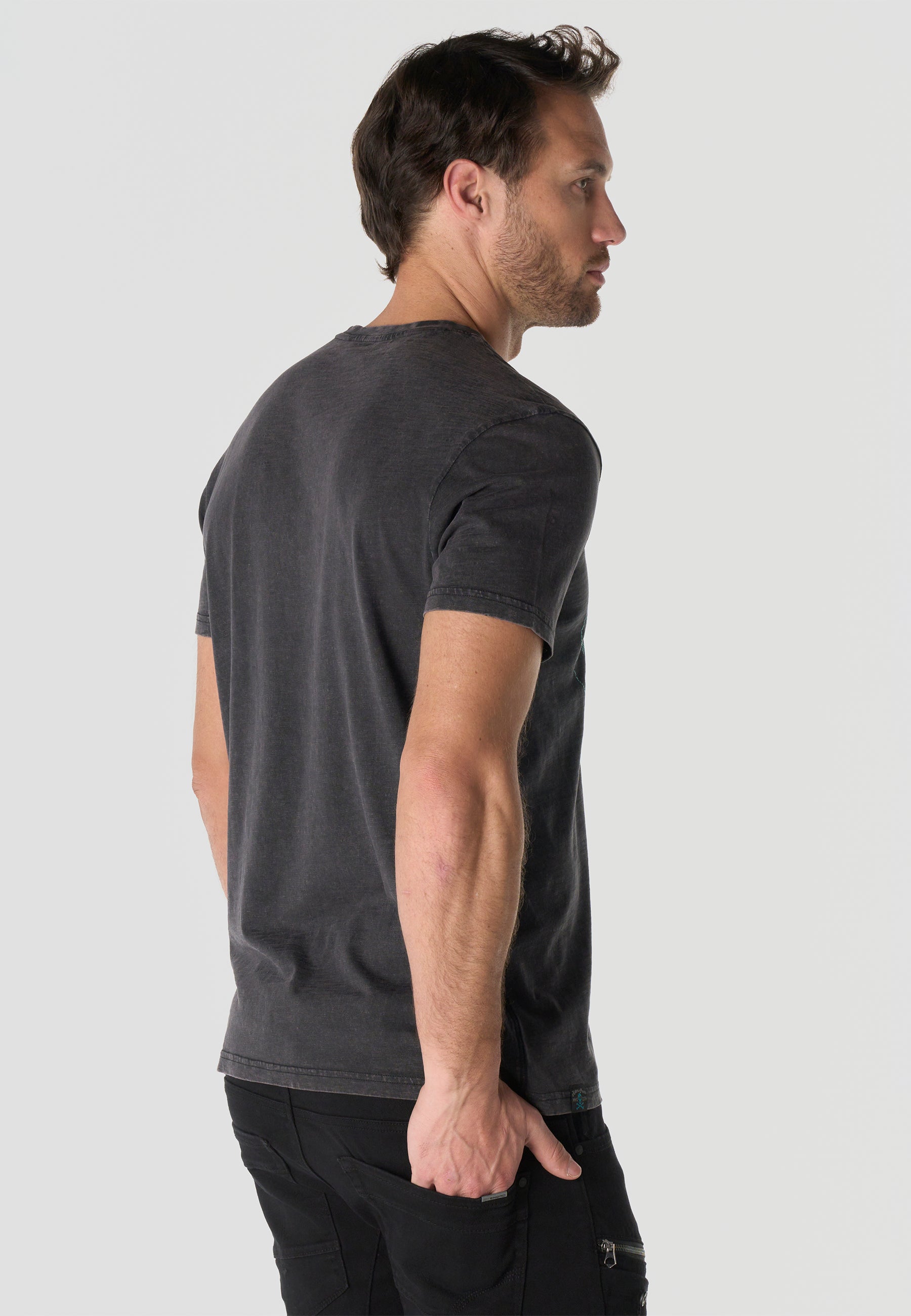 Herren T-Shirt Kurzarm Schwarz Front-Print Used-Optik Rundhals - Koroshi