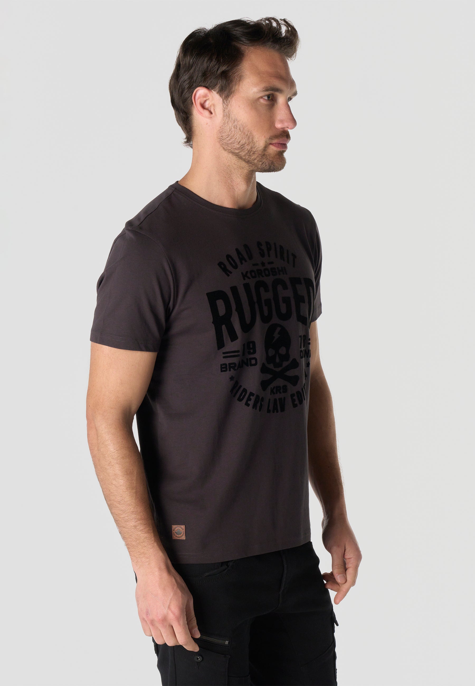 Camiseta Hombre Manga Corta Estampada Antracita Cuello Redondo Regular Fit – KOROSHI