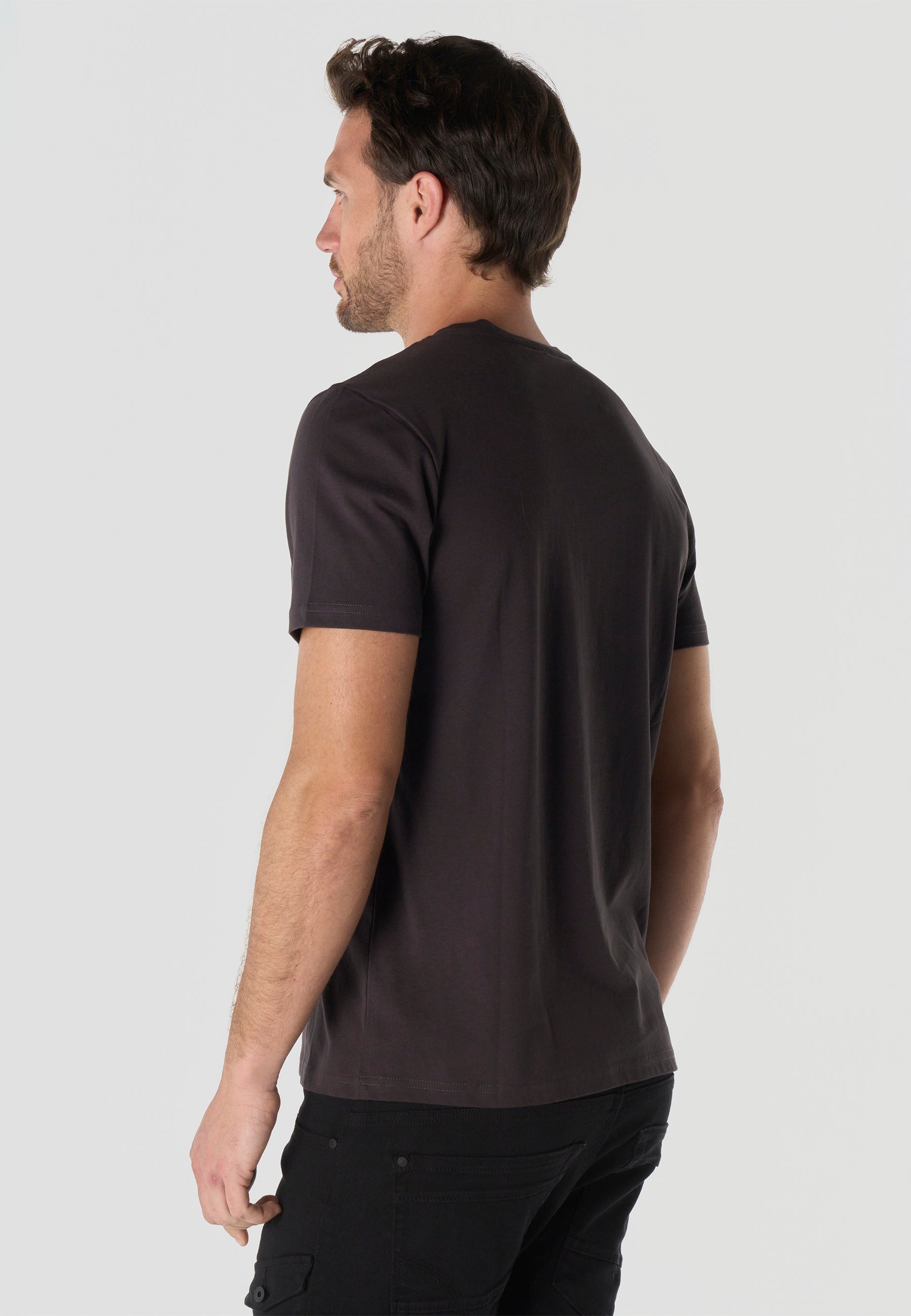Camiseta Hombre Manga Corta Estampada Antracita Cuello Redondo Regular Fit – KOROSHI