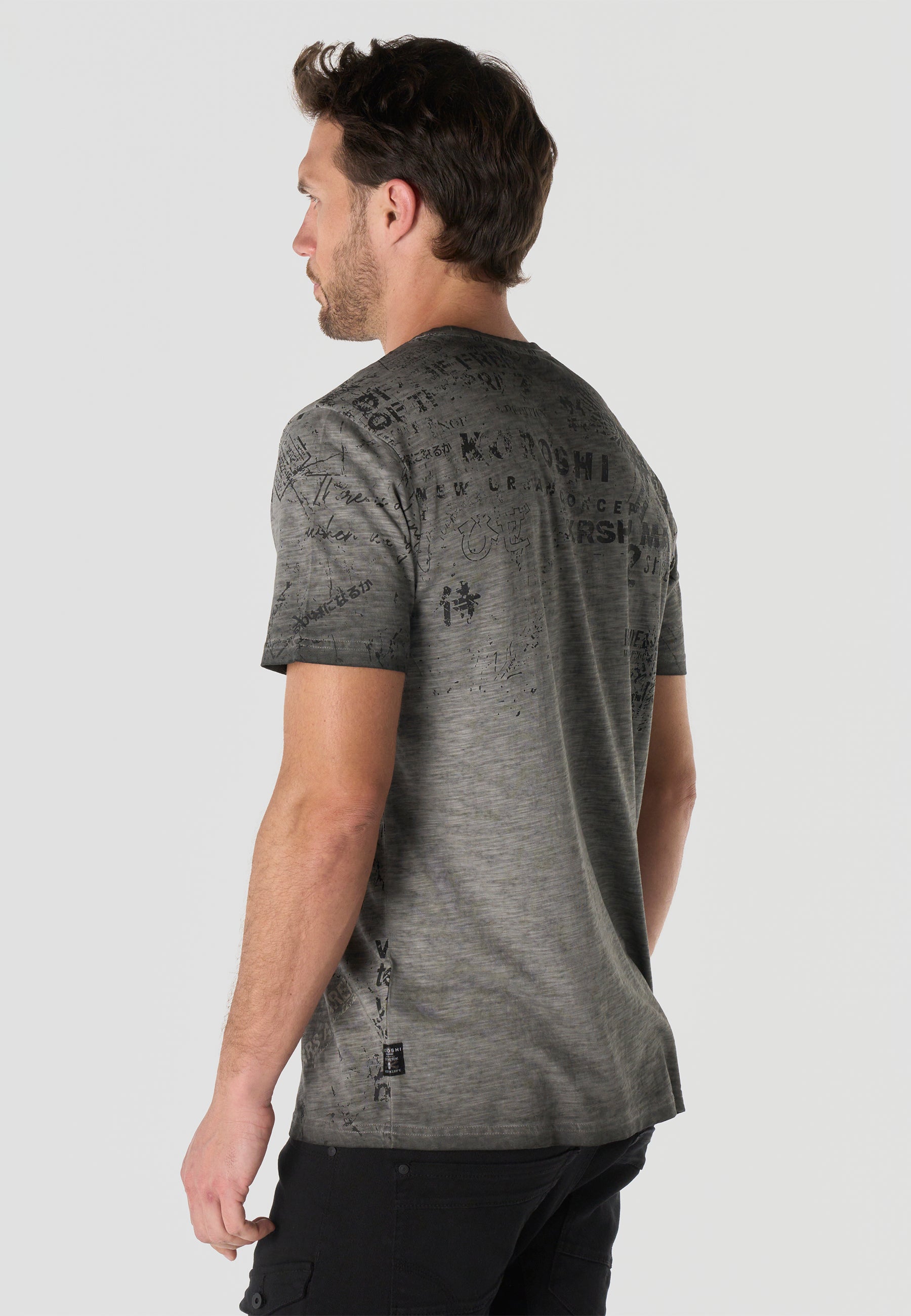 Herren T-Shirt Kurzarm All-Over-Print Grau Used-Optik Rundhals Regular Fit – Koroshi