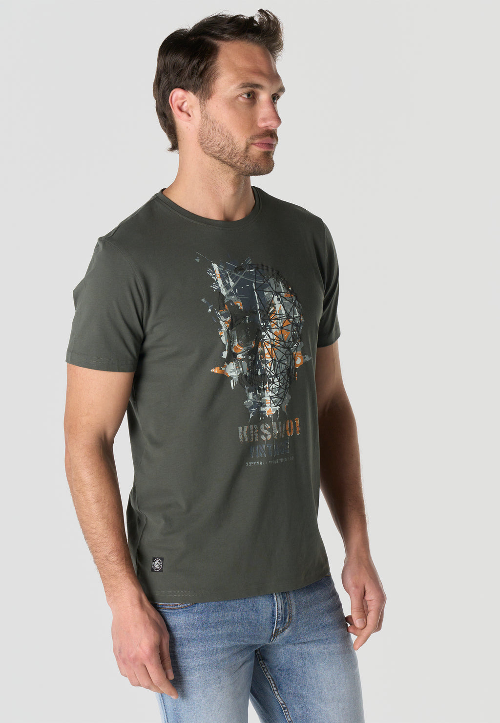 Camiseta Hombre Manga Corta Estampada Kaki Cuello Redondo Regular Fit – KOROSHI