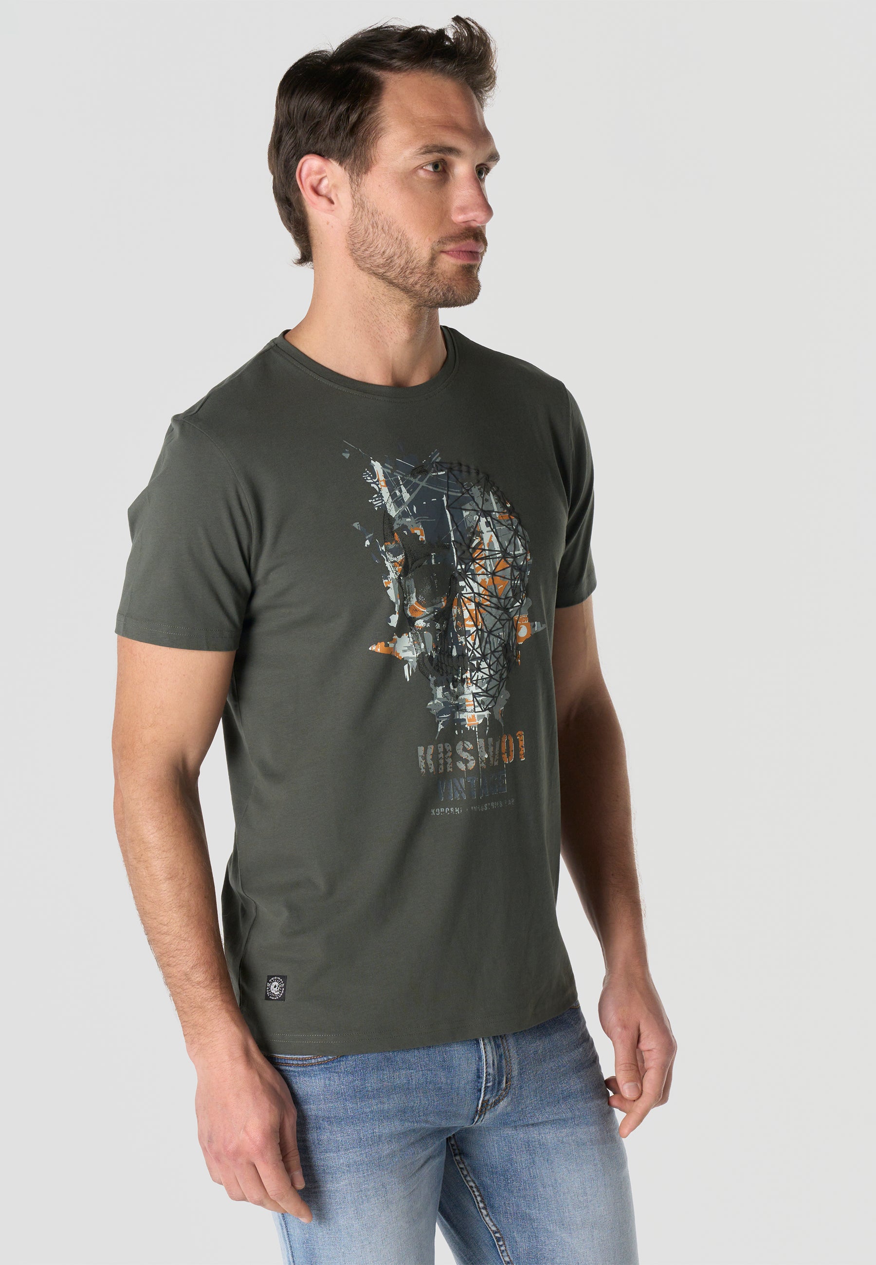 Camiseta Hombre Manga Corta Estampada Kaki Cuello Redondo Regular Fit – KOROSHI