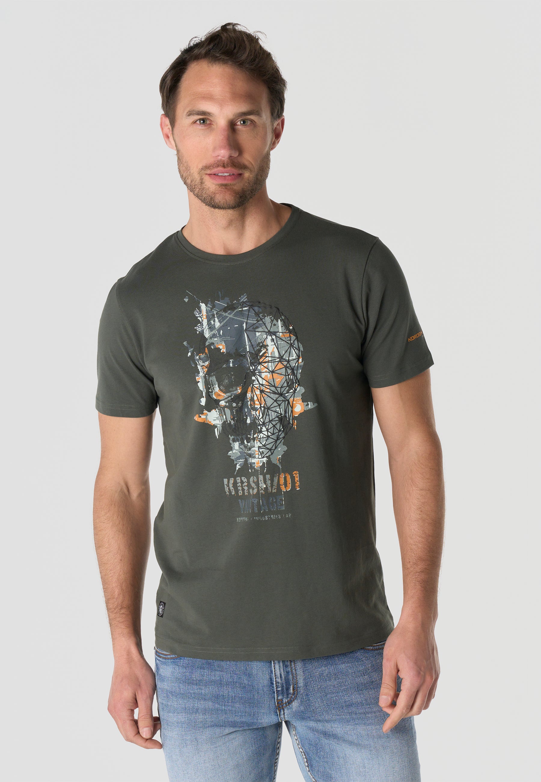 Camiseta Hombre Manga Corta Estampada Kaki Cuello Redondo Regular Fit – KOROSHI