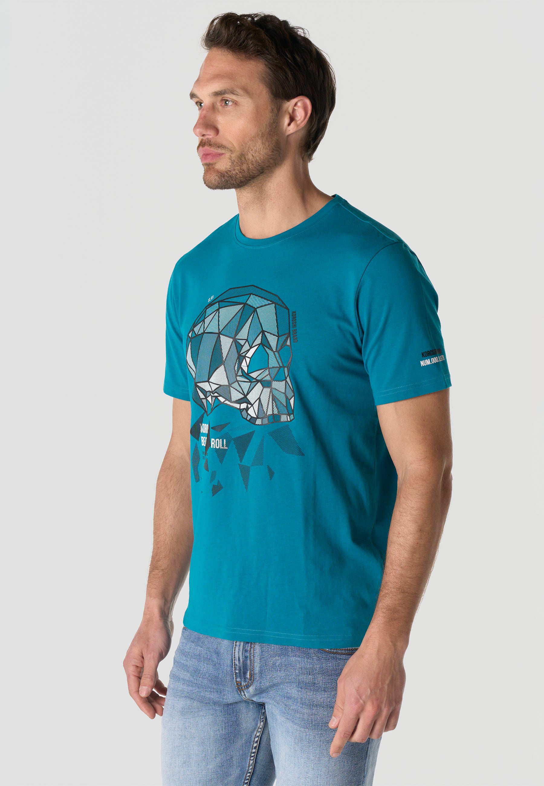 Camiseta Hombre Manga Corta Estampada Verde Oscuro Cuello Redondo Regular Fit – KOROSHI