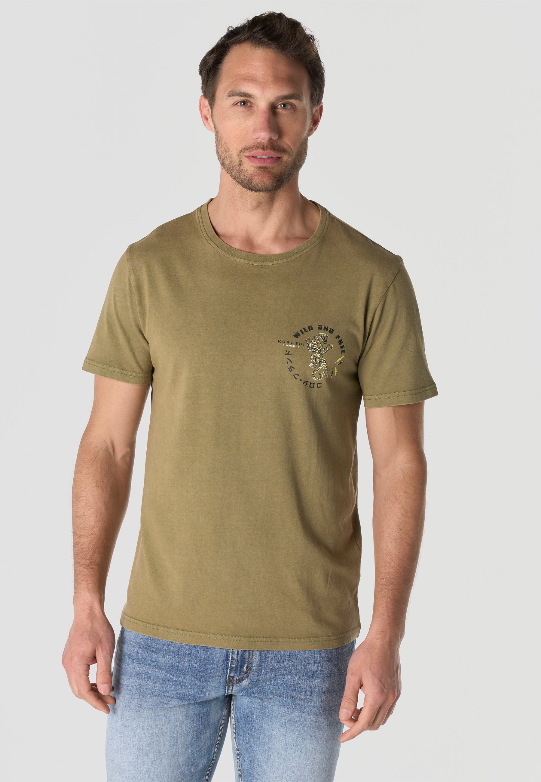 Camiseta Hombre Manga Corta Estampada Kaki Efecto Lavado Vintage Cuello Redondo Regular Fit – KOROSHI