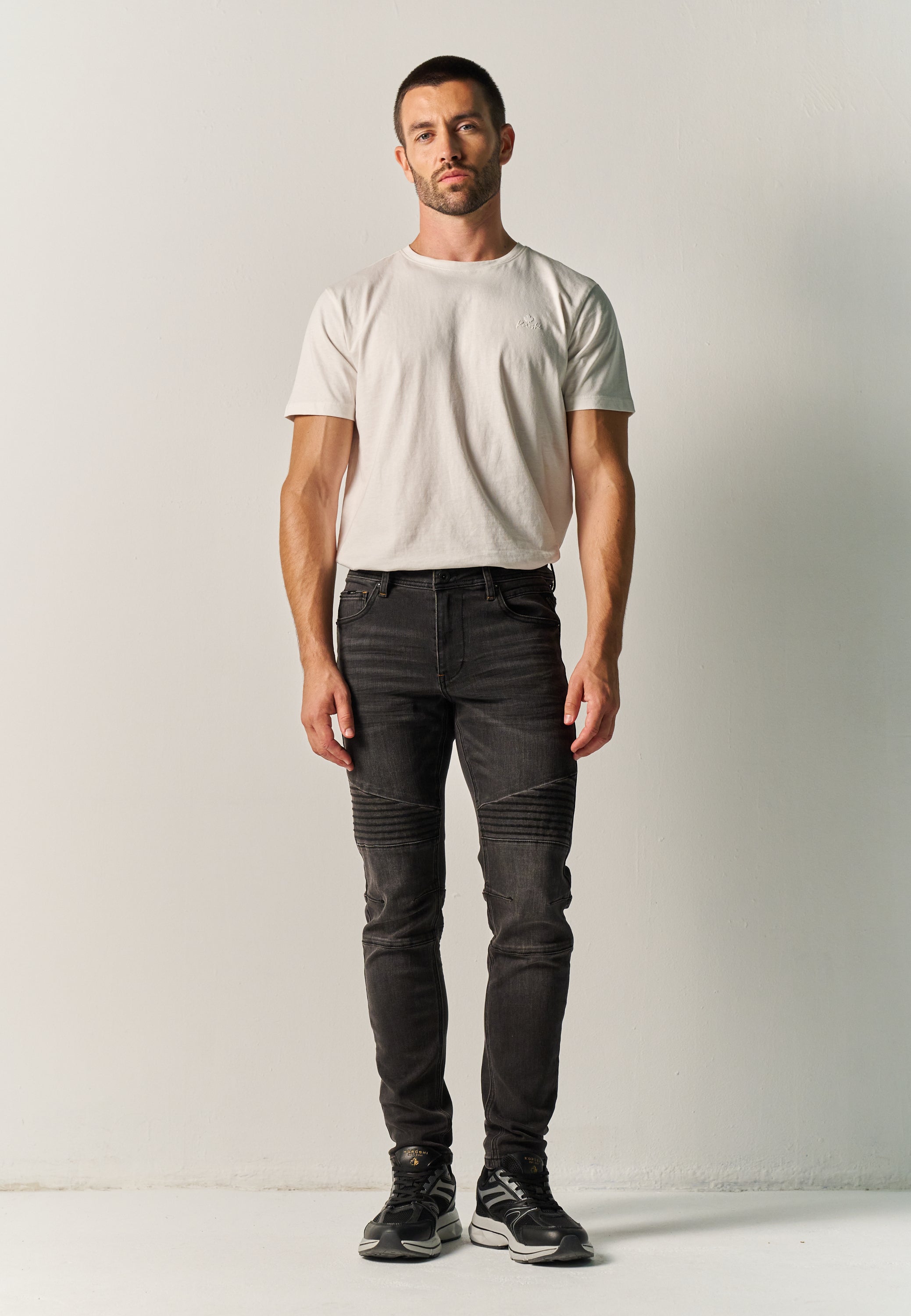 2621PT21_000306_2.jpg