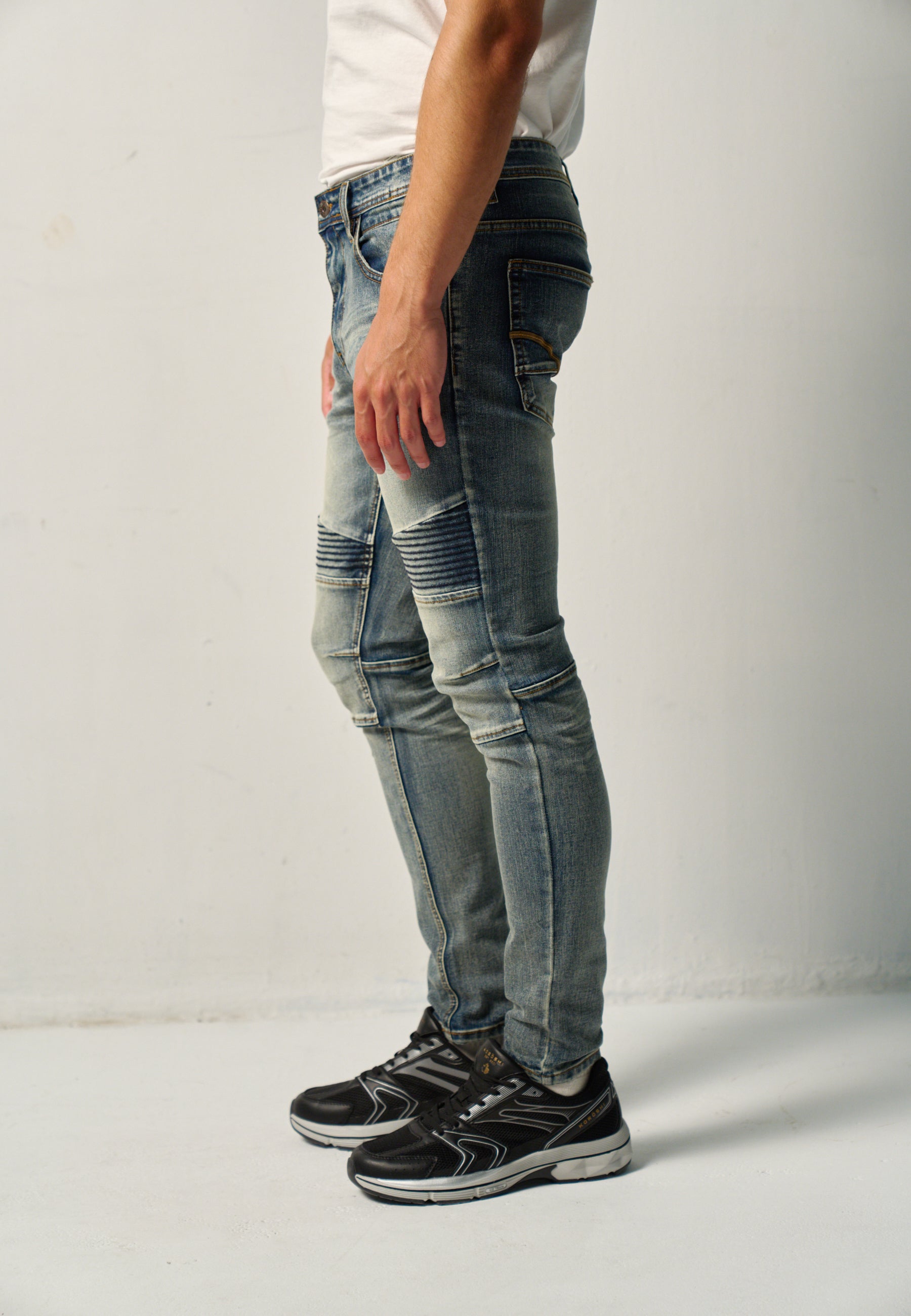 2621PT23_000300_5.jpg