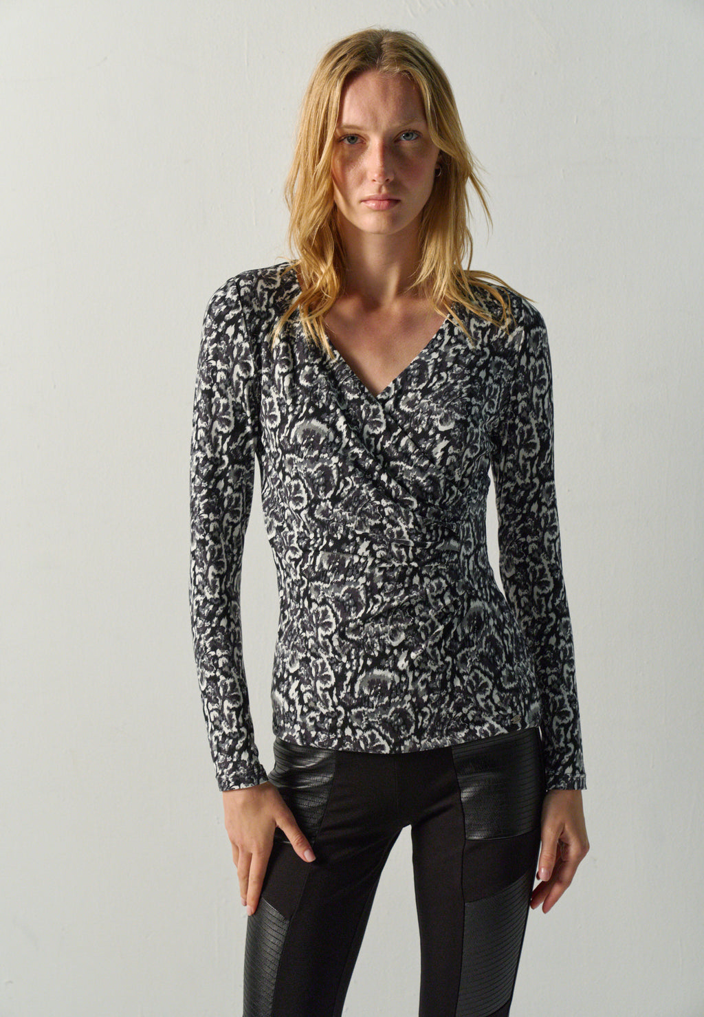 2622ML25_000003_2.jpg