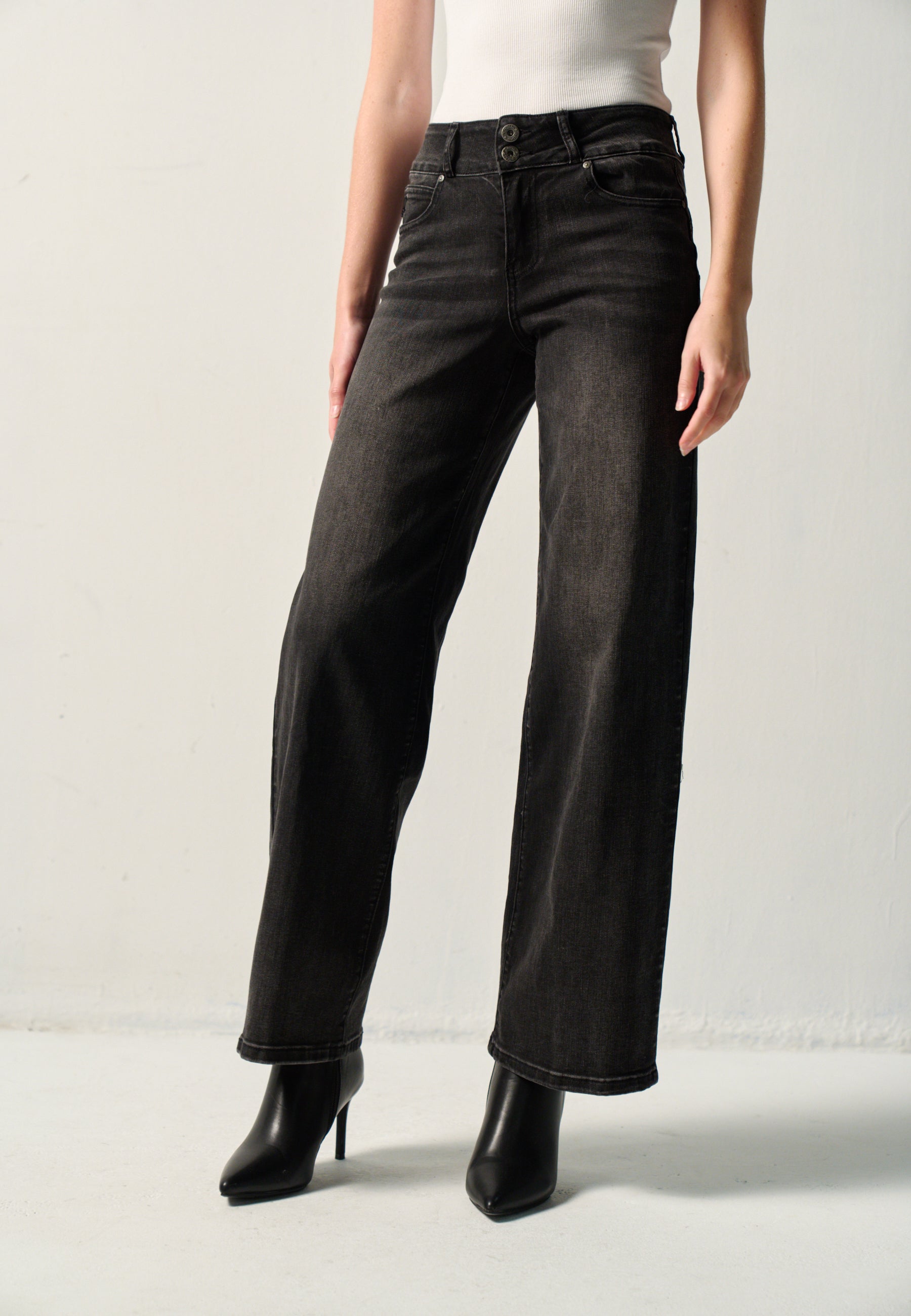 2622PT20_000306_4.jpg
