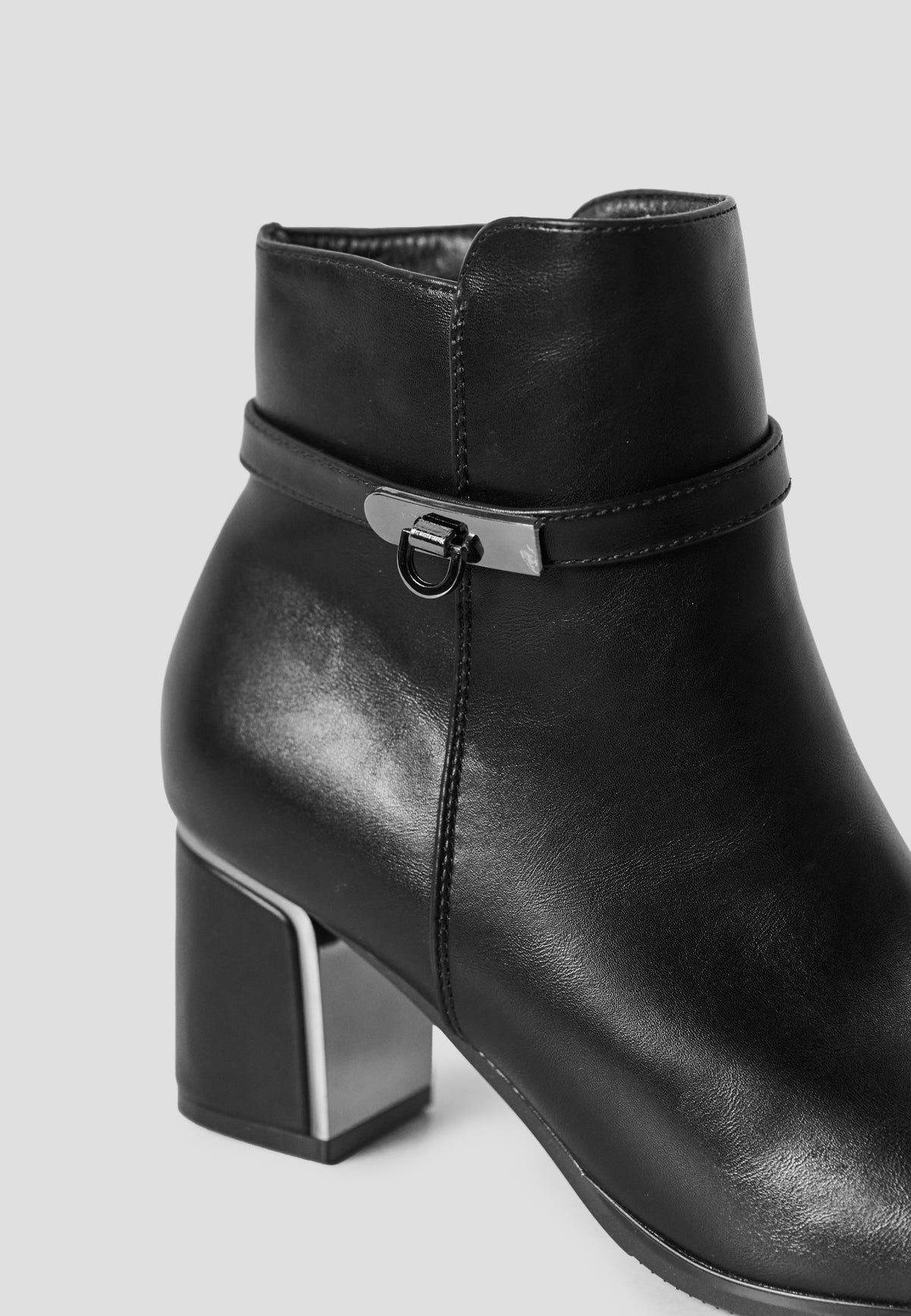 Women's 6 cm Heel Faux Leather Ankle Boots - Koroshi Black
