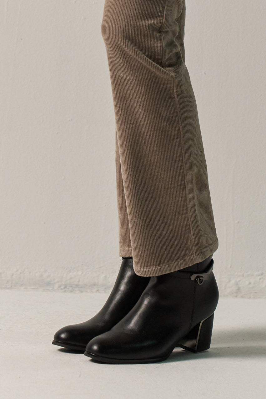 Women's 6 cm Heel Faux Leather Ankle Boots - Koroshi Black