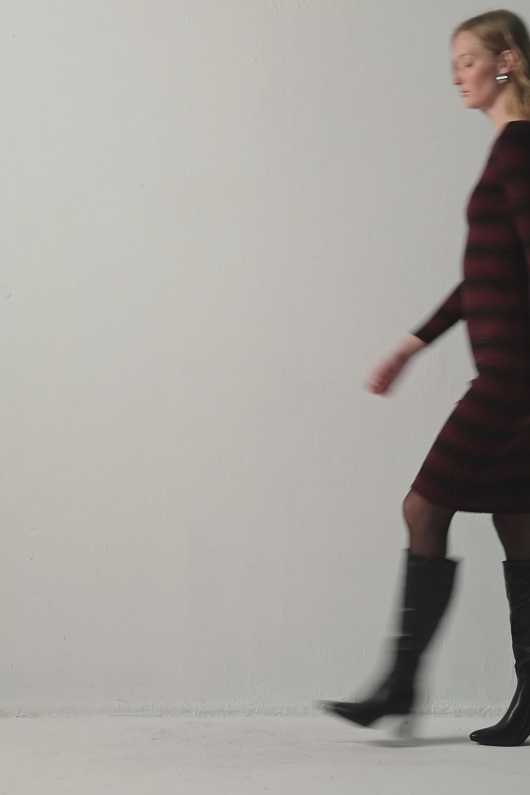 2622VS15_000015_14.mp4