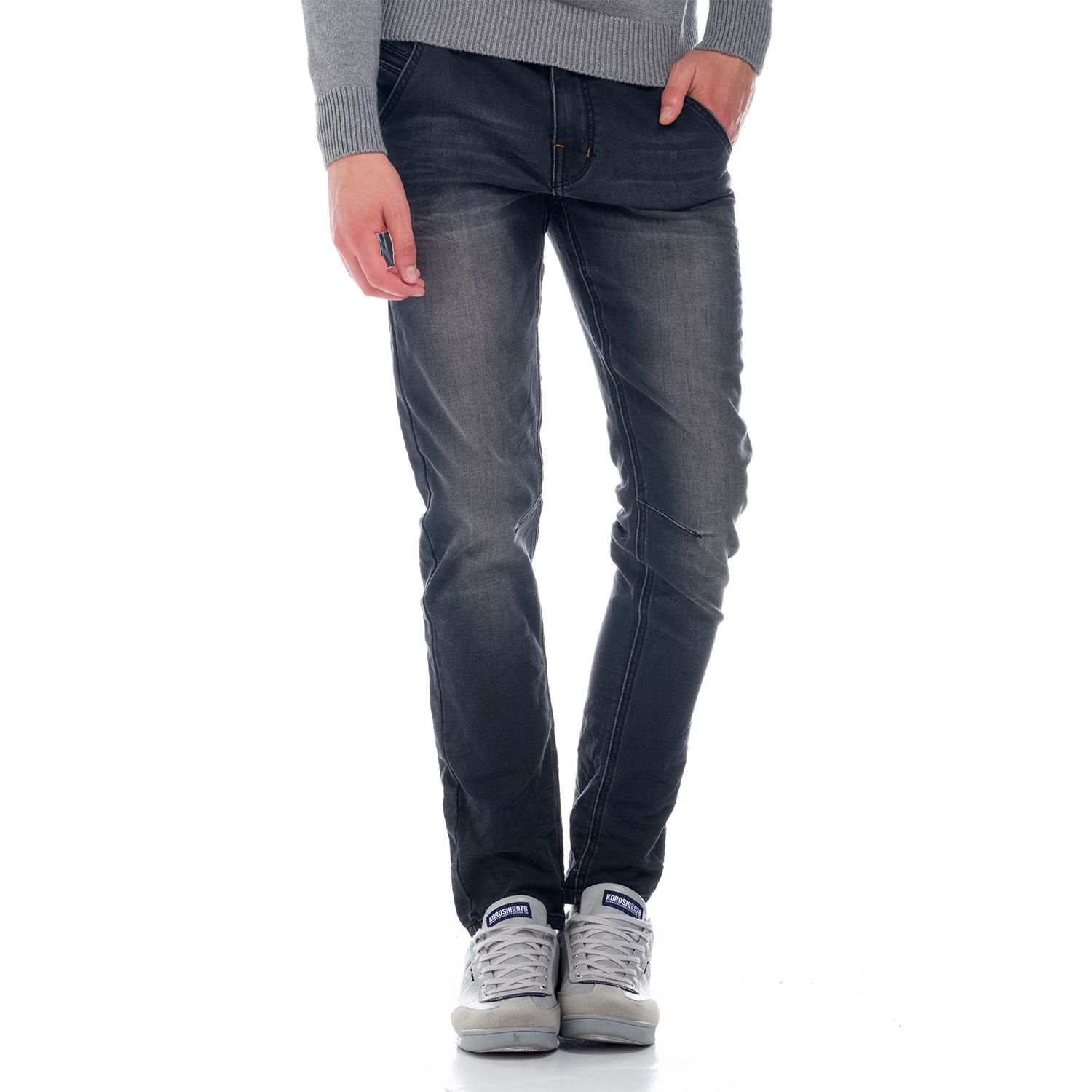 Denim slim negro desgastado