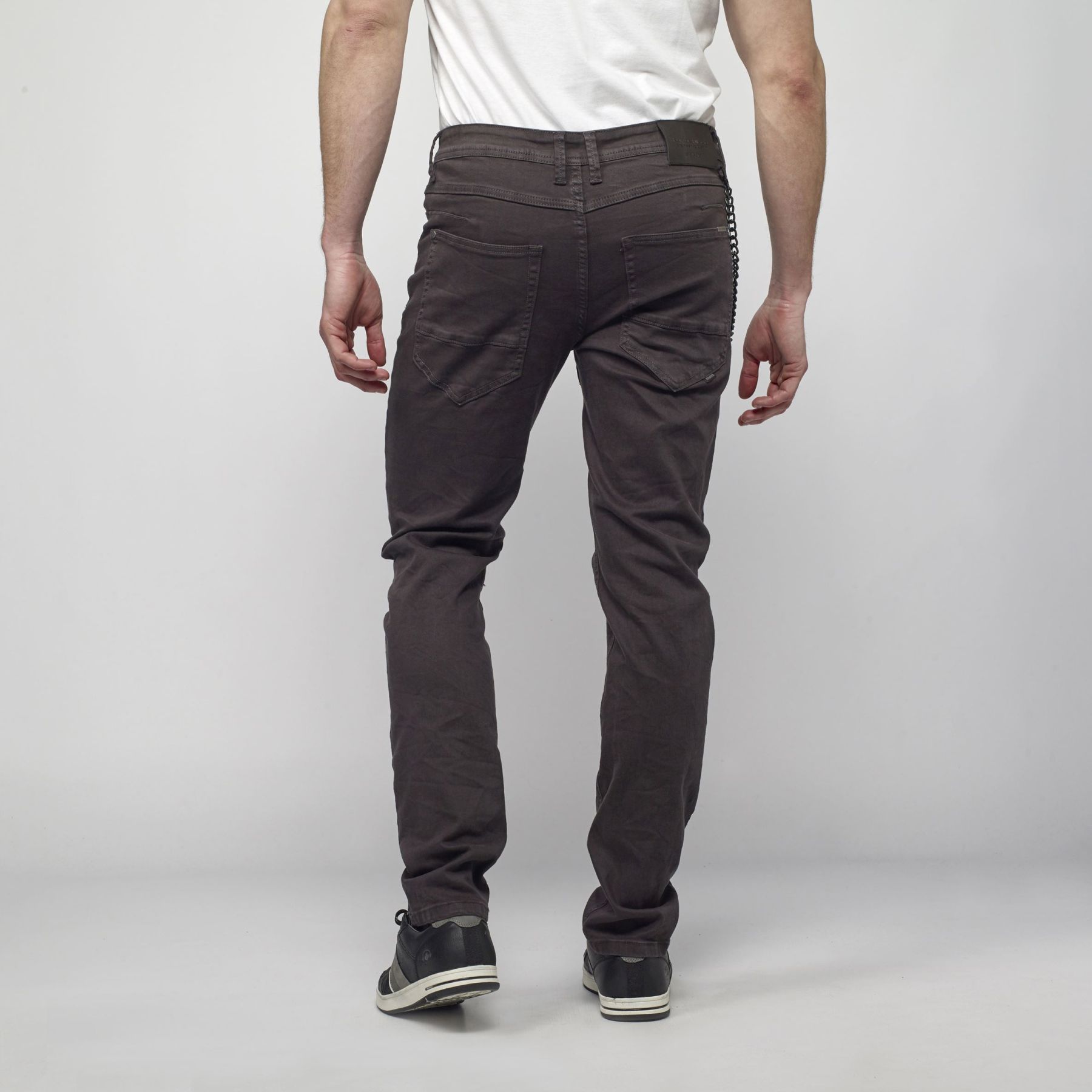 PantalÓn jeans color low rise slim fit 5