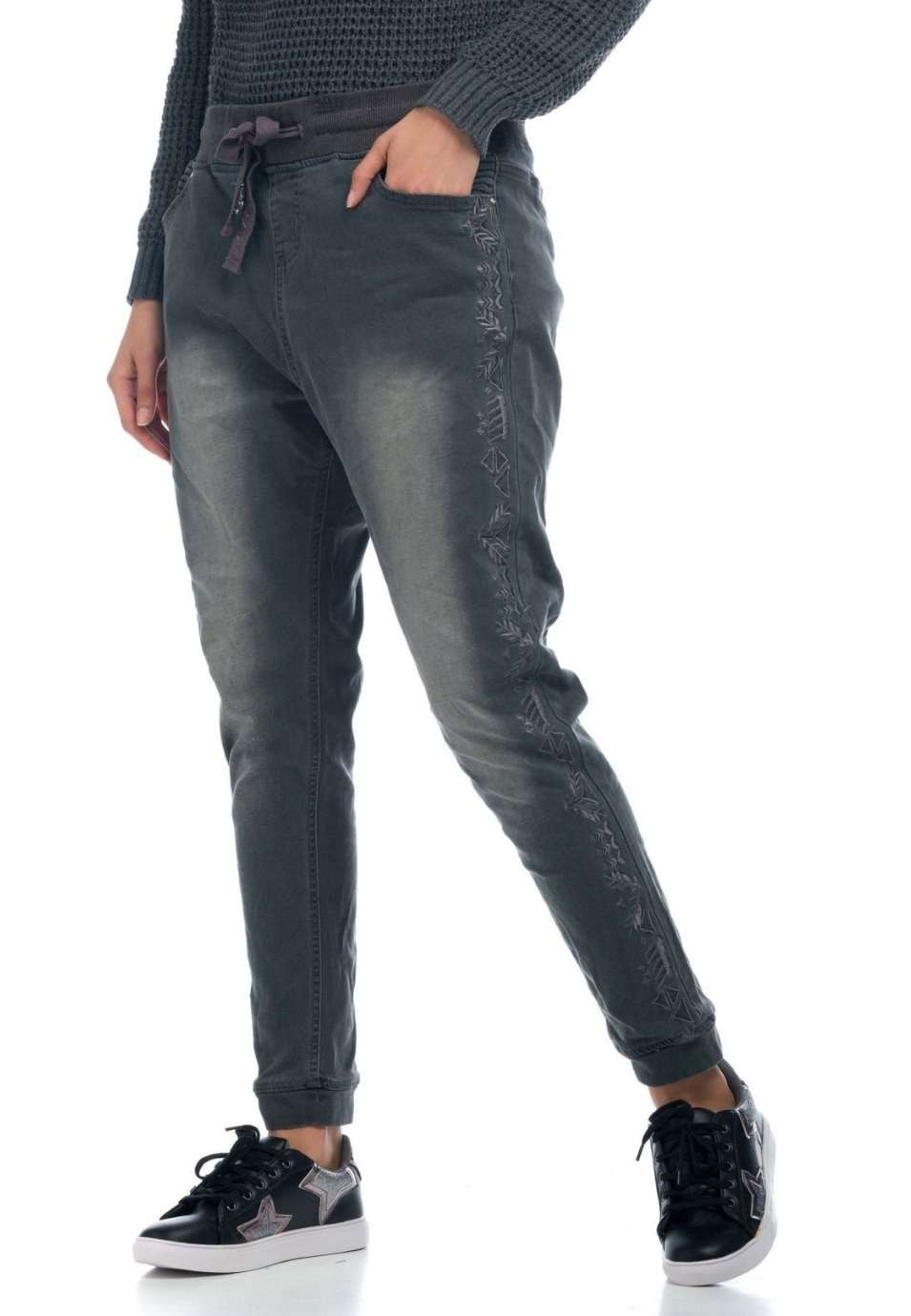 Pantalón straigth elástico de mujer denim jogging con banda bordada 2