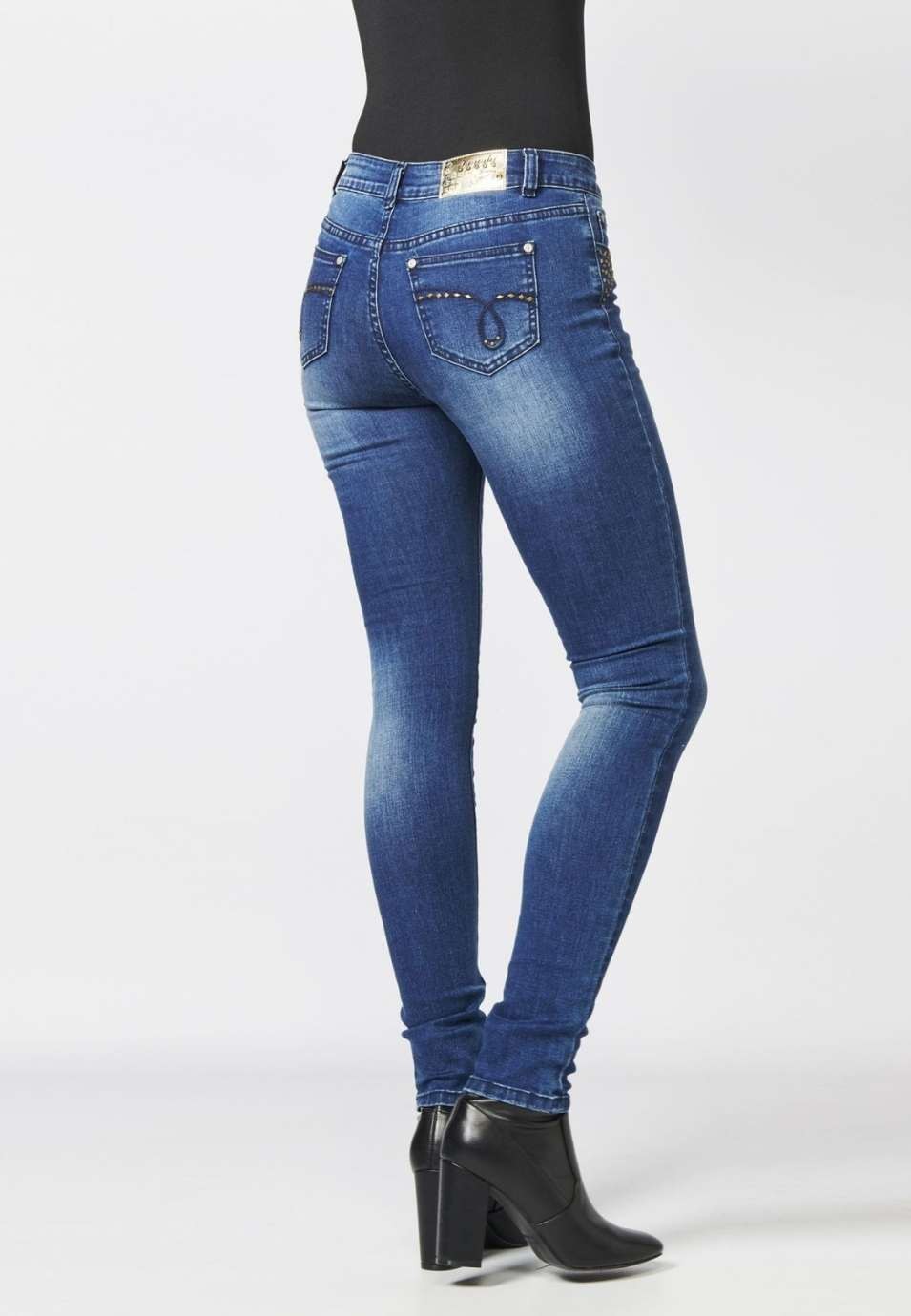 Pantalón slim elástico mujer 5