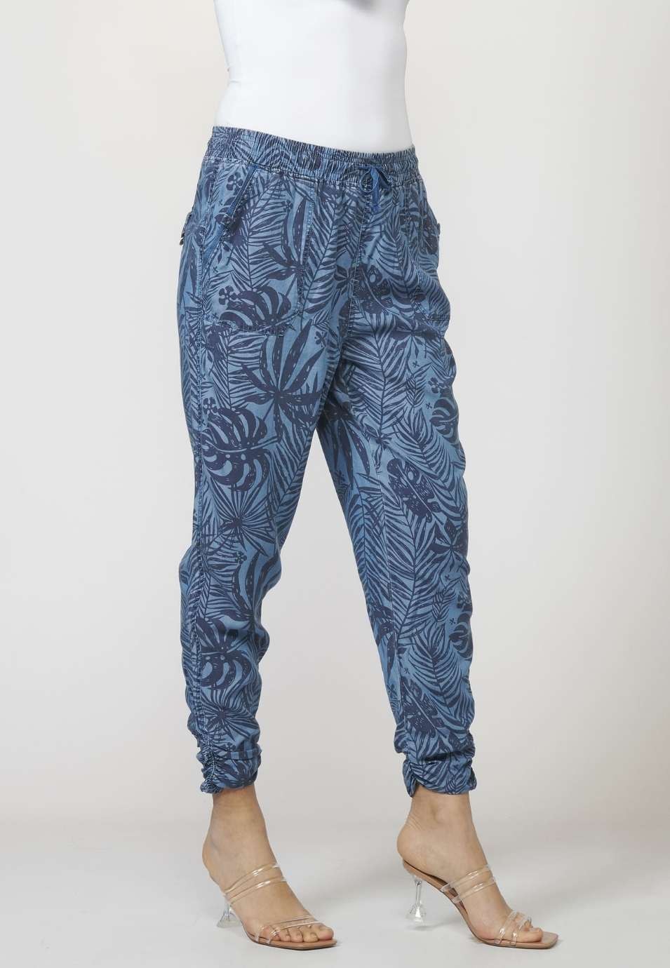 Pantalón de Mujer Deportivo jogger con Estampado Tropical y Cintura Elástica Ajustable 4