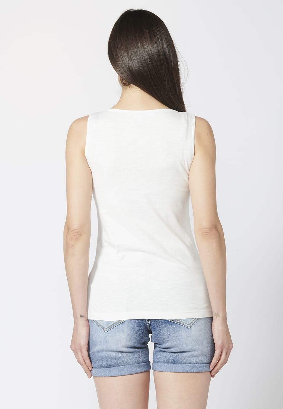 Camiseta top tirantes con escote redondo y estampado étnico color Blanco para Mujer 4