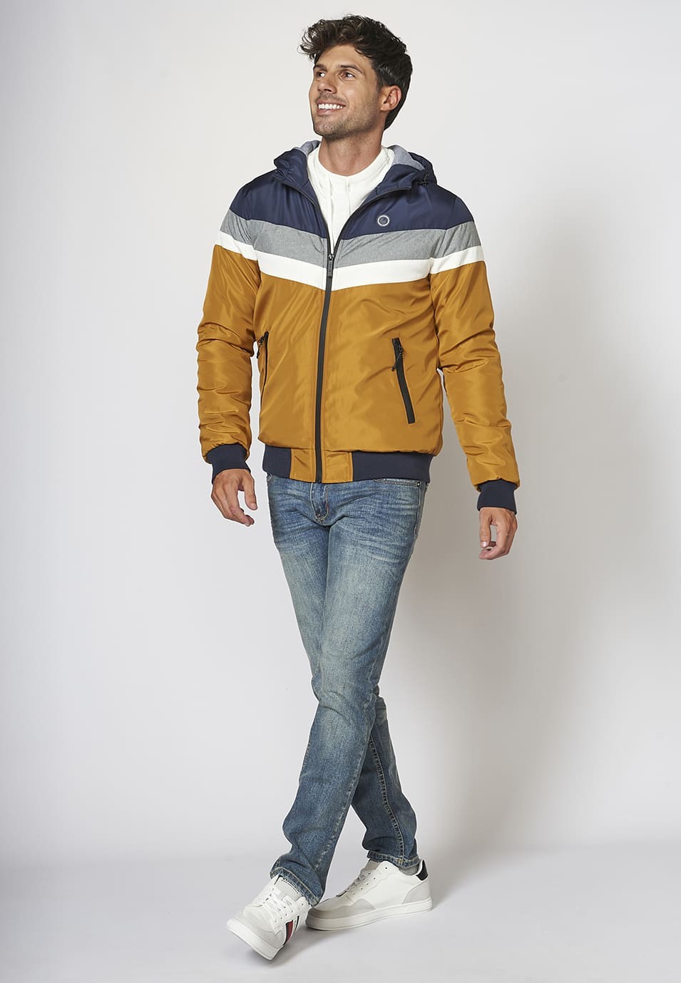 Chaqueta con capucha ajustable con cordón para Hombre