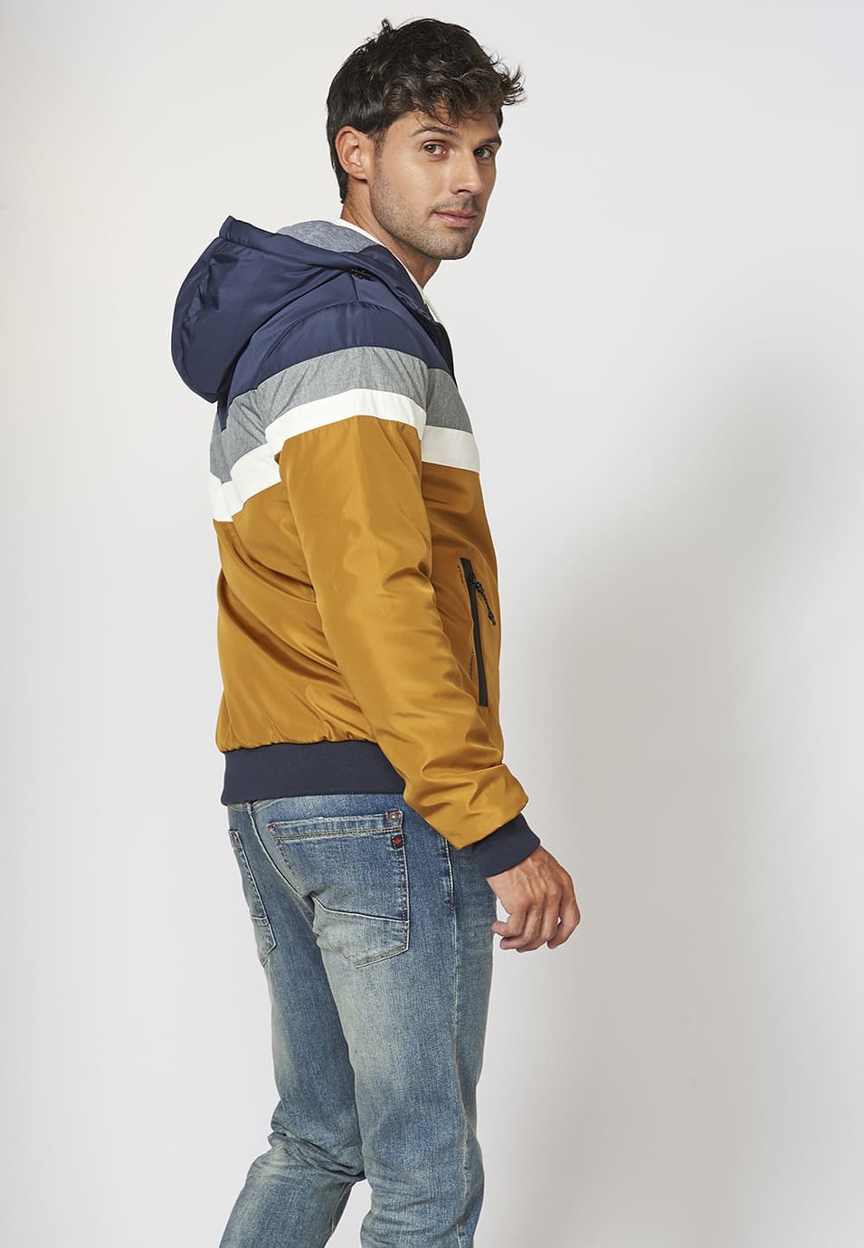 Chaqueta con capucha ajustable con cordón para Hombre