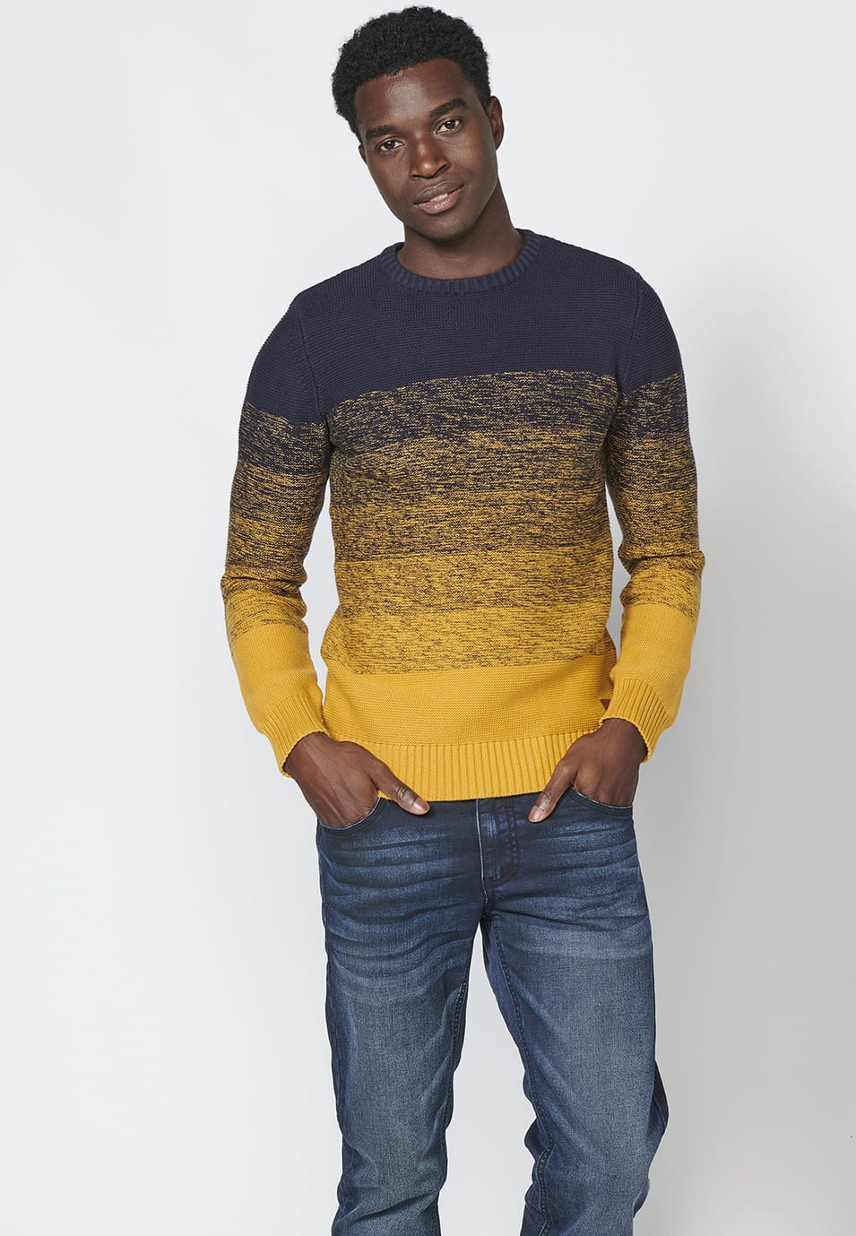 Pull en tricot à manches longues en coton de couleur dégradée pour hommes